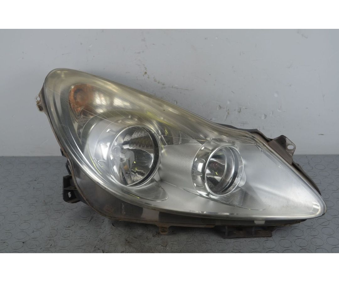 Faro anteriore DX Opel Corsa D Dal 2006 al 2010 Cod 13186382 1720421210282 Faro anteriore DX Opel Corsa D Dal 2006 al 2010 Cod 13186382 1720421210282