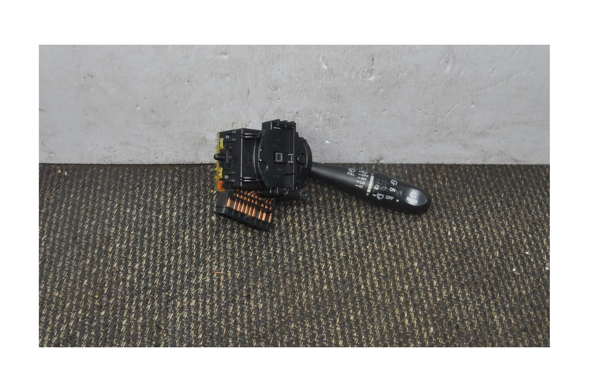 Devioluci Blocco Comandi Tergicristalli Kia Picanto Dal 2004 al 2011 Cod 9342007000  2411111174241