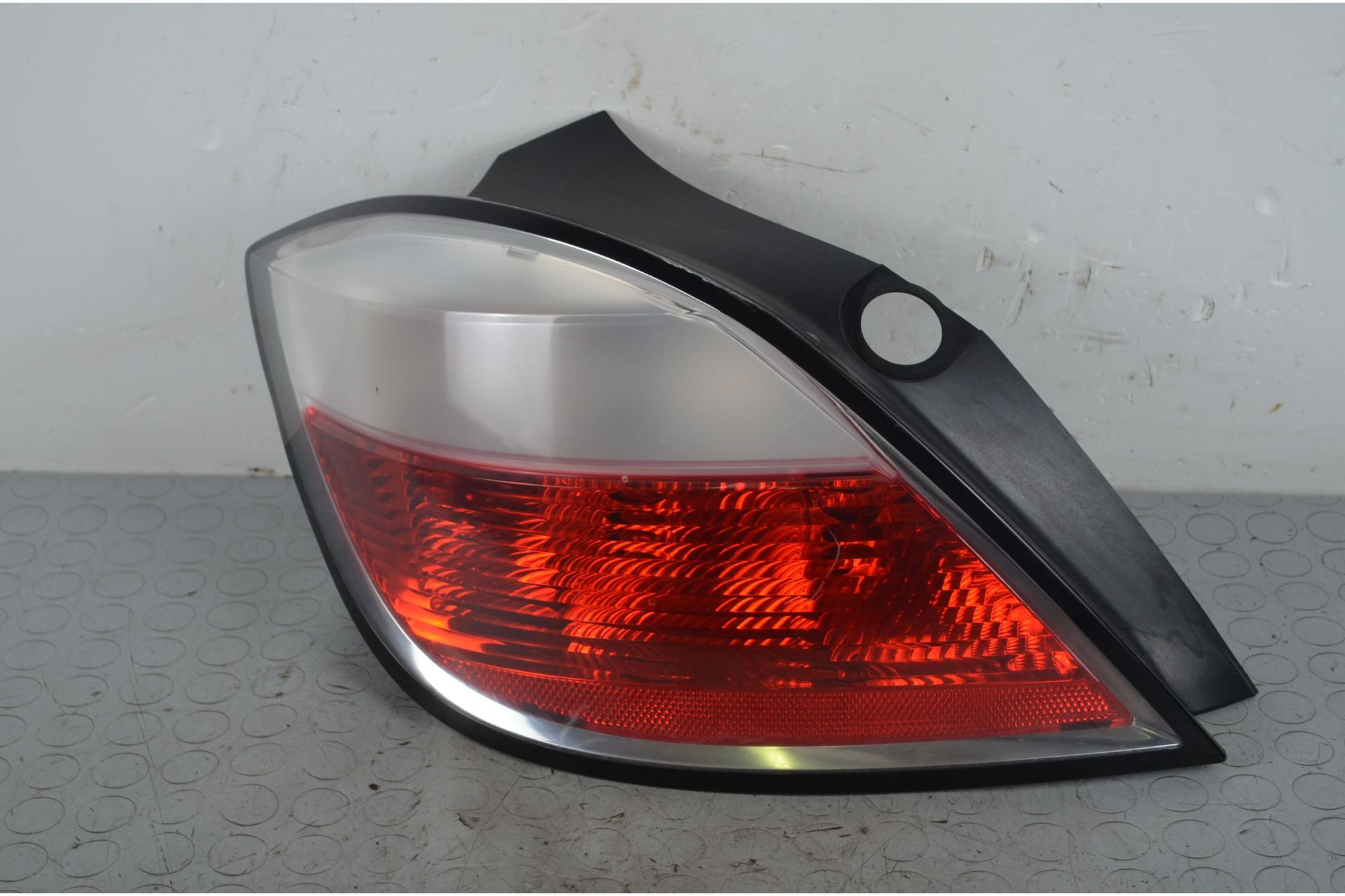 Fanale Stop posteriore SX Opel Astra H 5p Dal 2004 al 2011 Cod 34100-52k42  1721033645608
