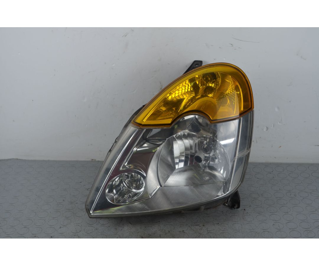 Faro anteriore SX Renault Modus Dal 2004 al 2008 Cod 8200301829 1721047067885 Faro anteriore SX Renault Modus Dal 2004 al 2008 Cod 8200301829 1721047067885