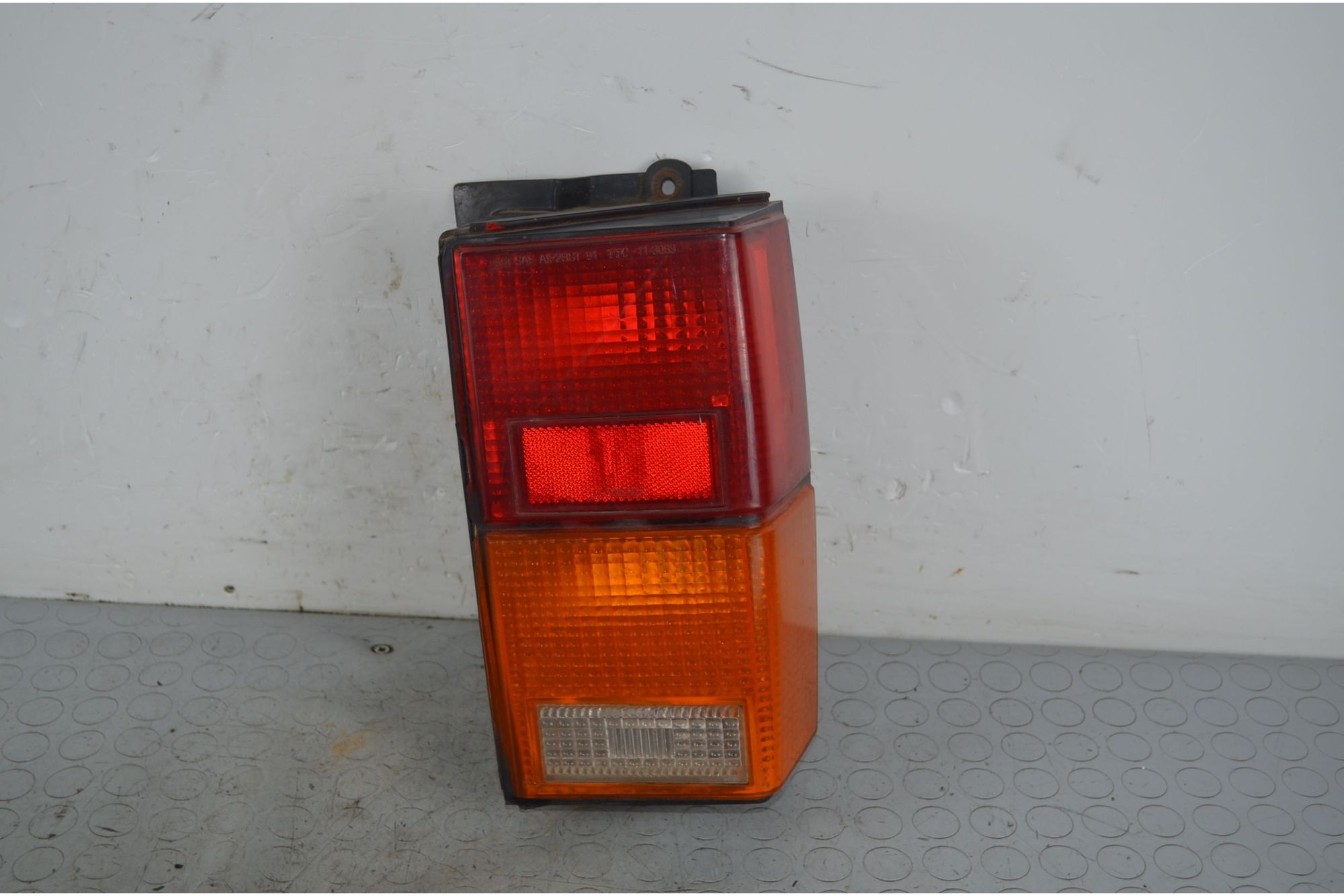 Fanale Stop Posteriore DX Jeep Cherokee XJ dal 1984 al 2001 Cod K04720498  1721122229016