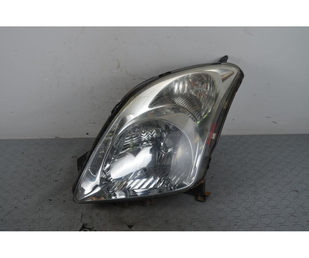 Faro anteriore SX Suzuki Swift IV Dal 2004 al 2010 Cod 35300-62j11 1721199695486 Faro anteriore SX Suzuki Swift IV Dal 2004 al 2010 Cod 35300-62j11 1721199695486