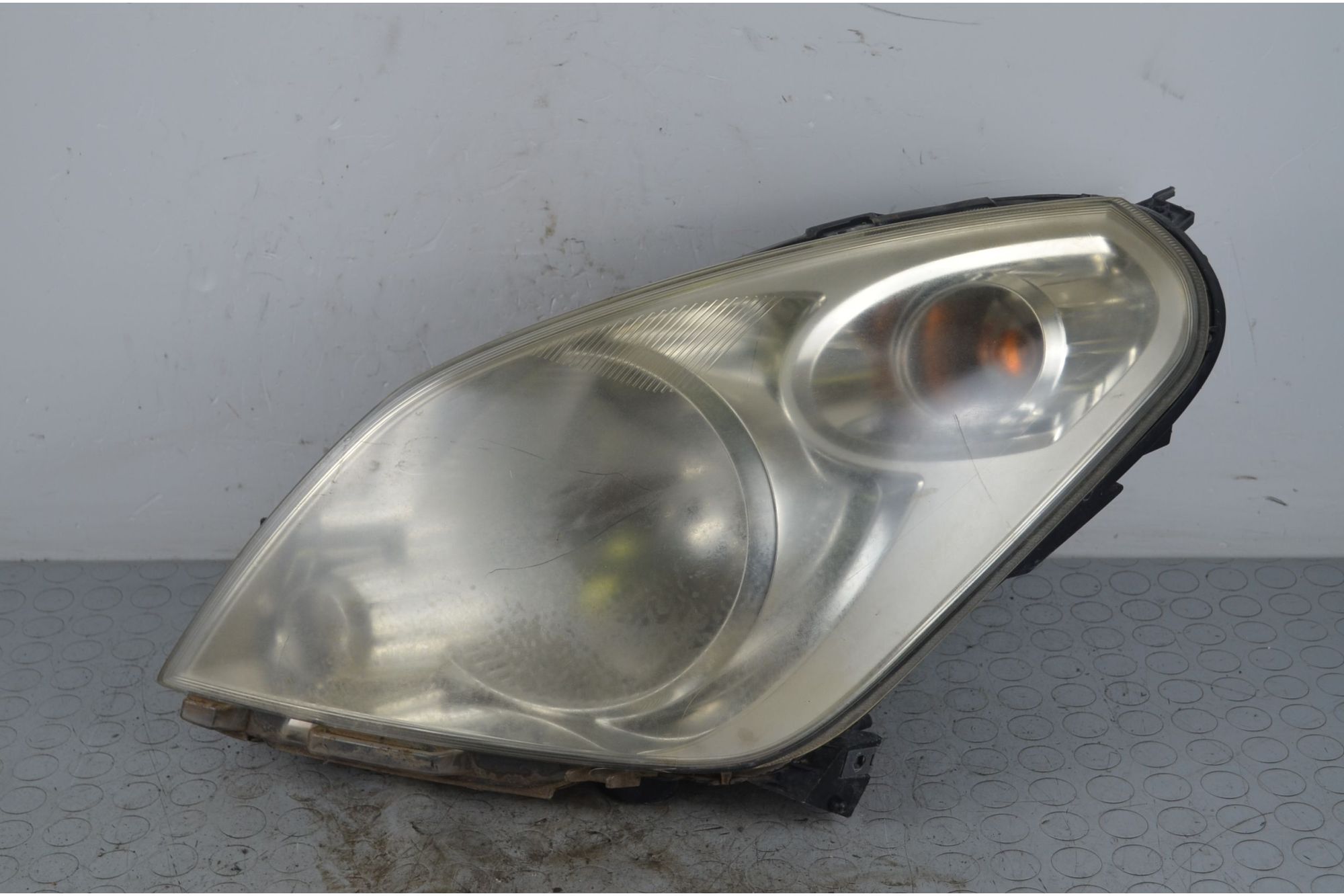 Faro anteriore SX Suzuki Splash Dal 2008 al 2015 Cod 3532051K00000  1721659258343