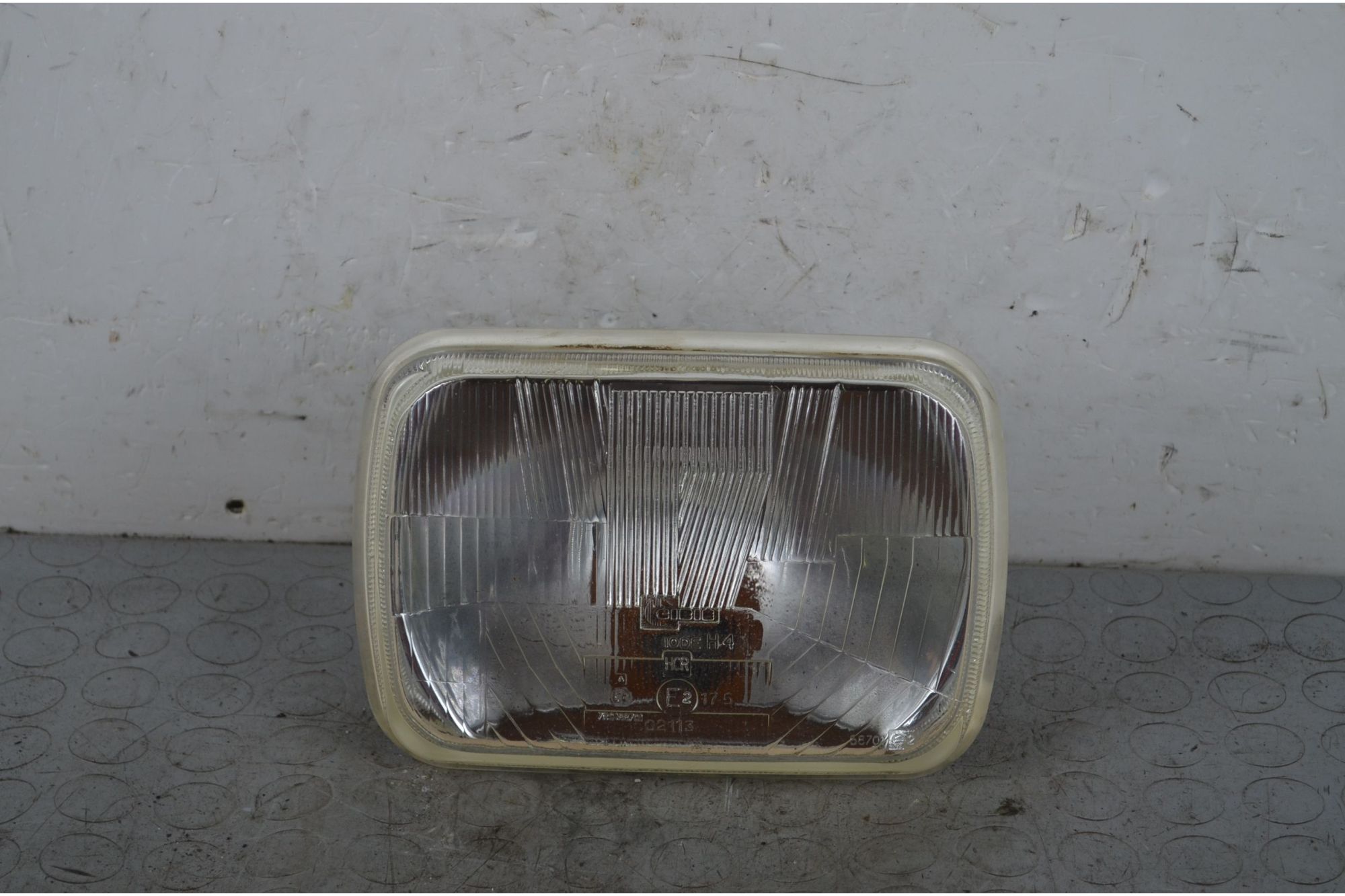 Faro anteriore bilaterale Daihatsu Rocky Hard dal 1993 al 1997 Cod 082464  1721726157753