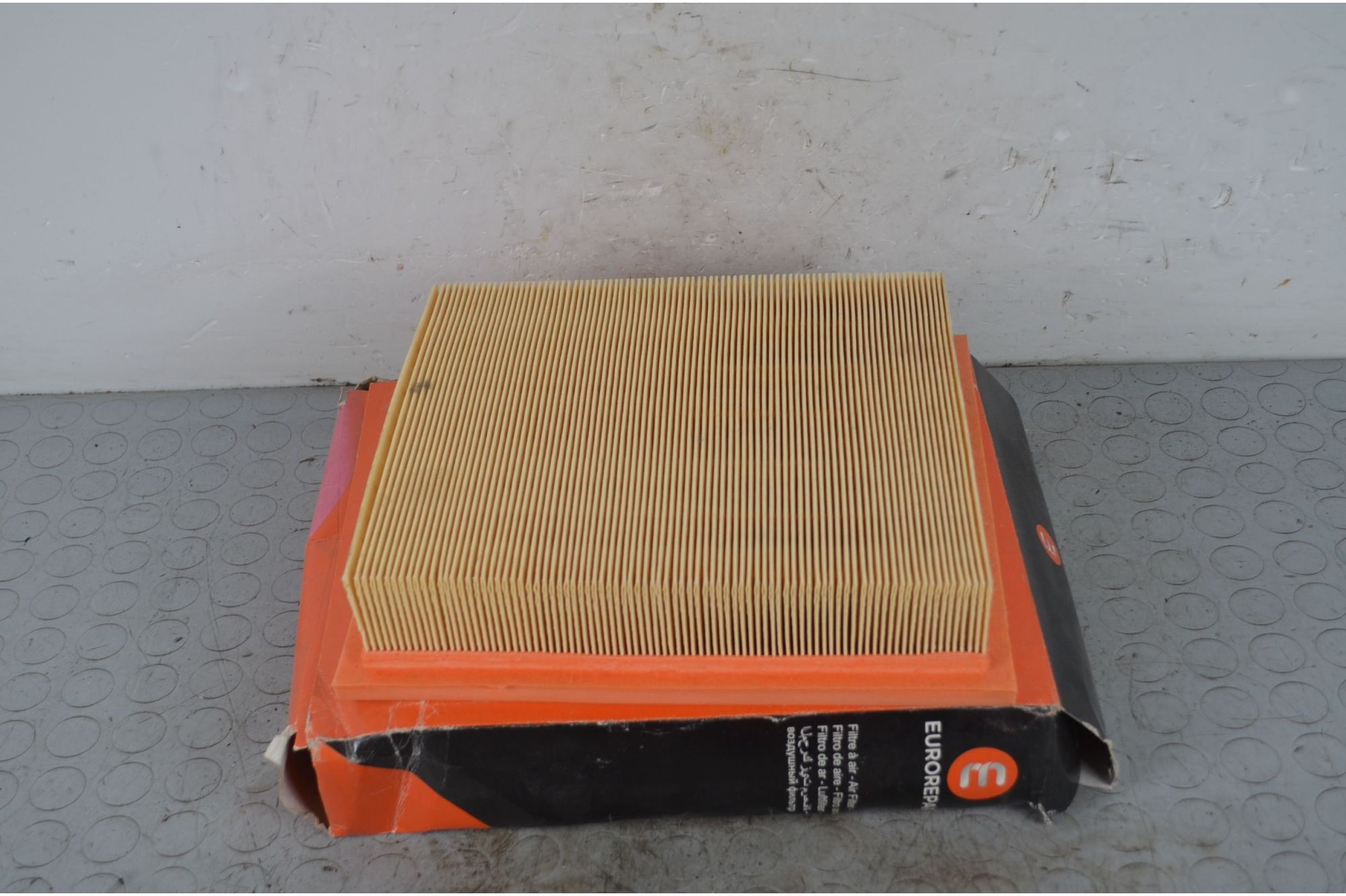 Filtro Aria Volkswagen Golf III dal 1991 al 1999 Cod E147029  1722237587282
