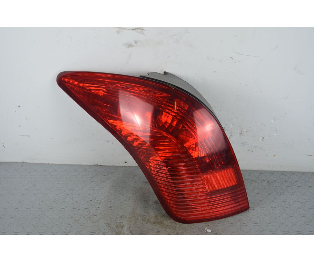 Fanale Stop posteriore SX Peugeot 308 SW Dal 2007 al 2014 Cod 6350FG 1722241330164 Fanale Stop posteriore SX Peugeot 308 SW Dal 2007 al 2014 Cod 6350FG 1722241330164