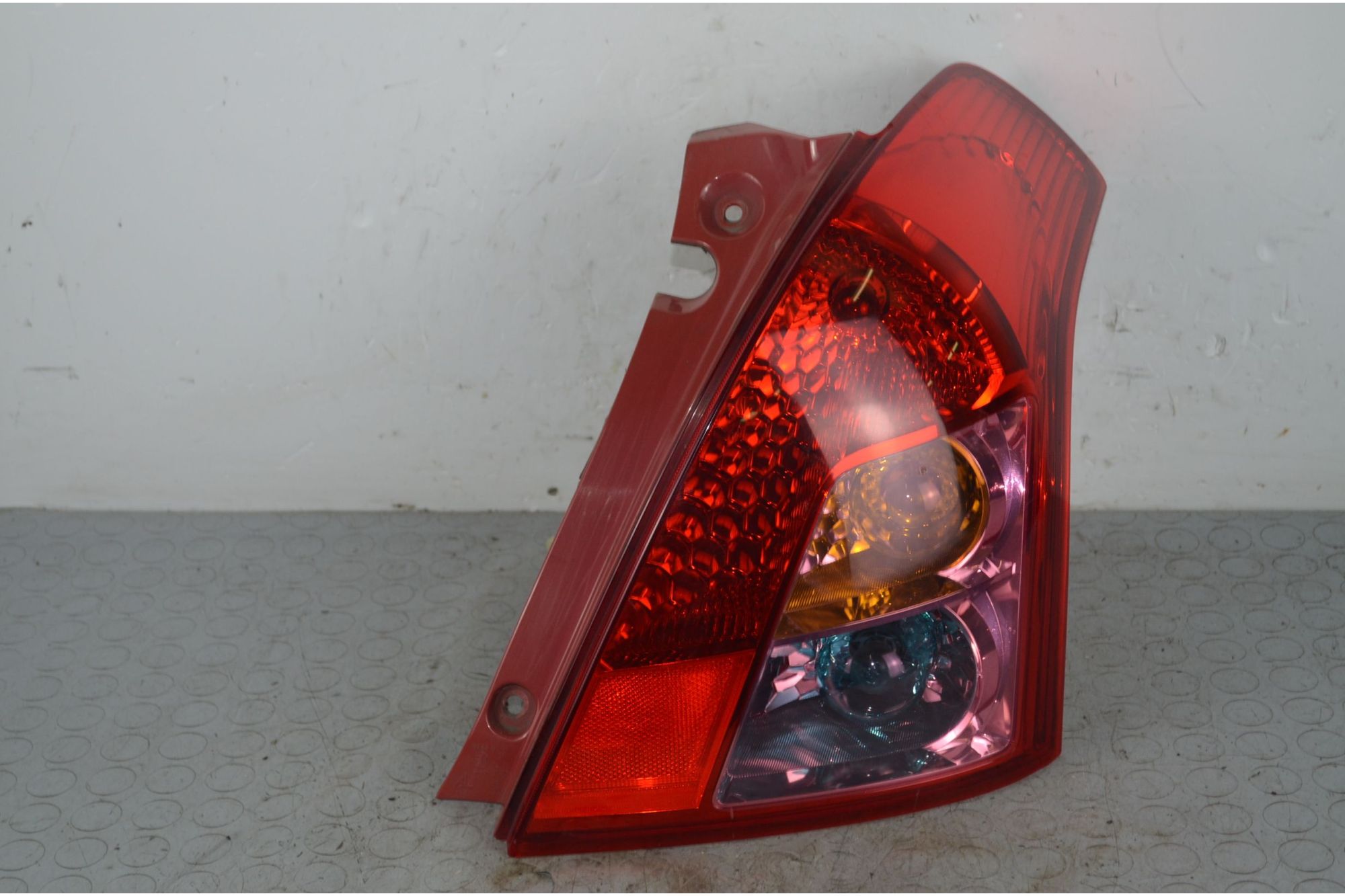 Fanale Stop posteriore DX Suzuki Swift IV Dal 2004 al 2010 Cod 3565072K00000  1722328530975