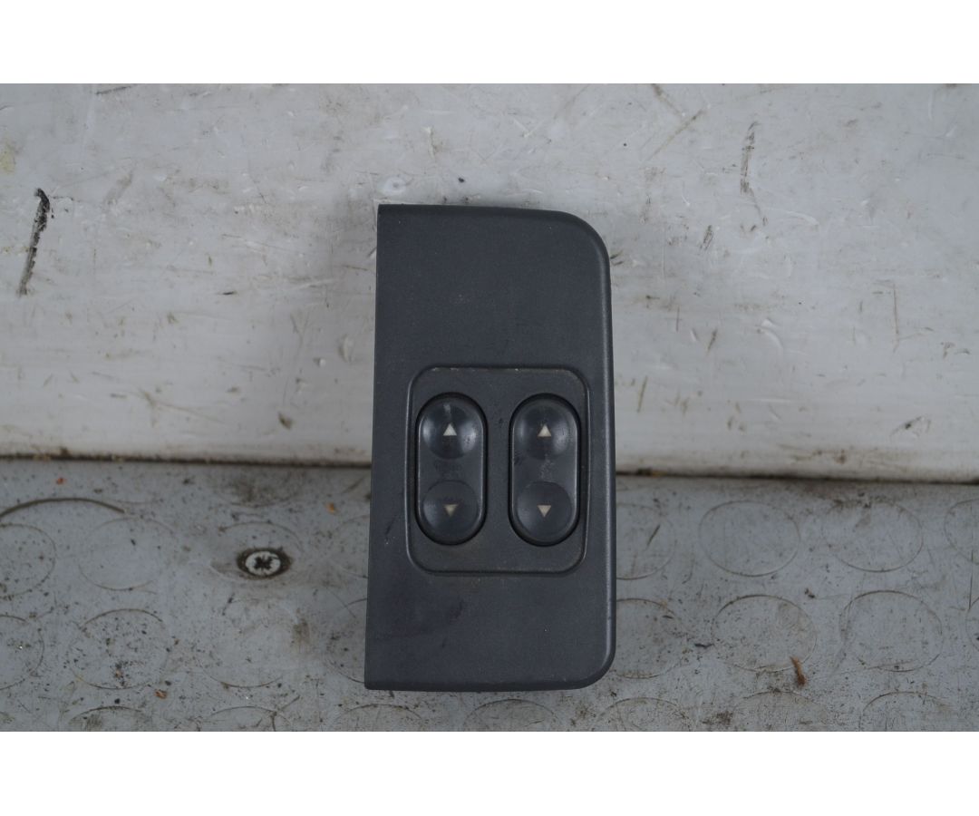 Pulsantiera alzacristalli Anteriore SX Fiat Panda I dal 1986 al 2003 1722936804987 Pulsantiera alzacristalli Anteriore SX Fiat Panda I dal 1986 al 2003 1722936804987