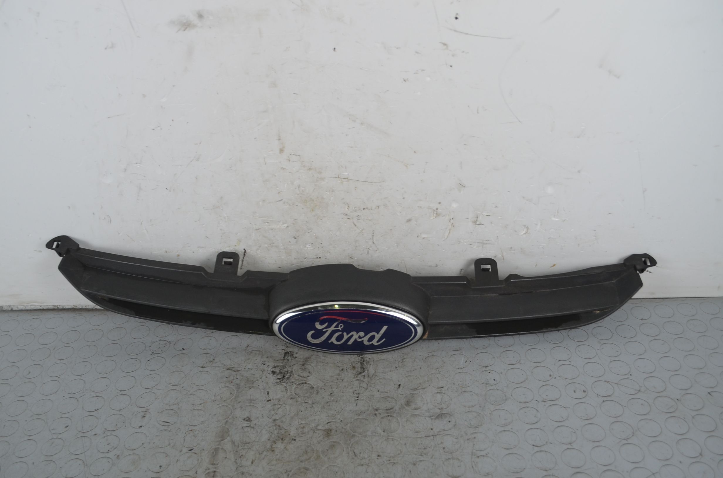 Griglia anteriore  Ford Fiesta VI Dal 2008 al 2013 Cod 8A61-8200-B