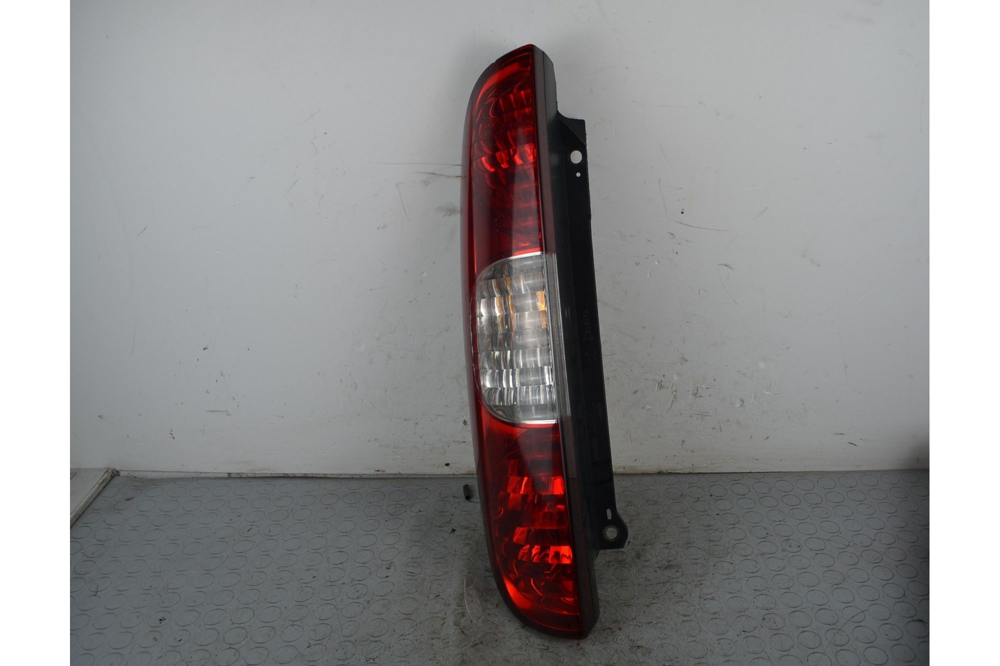 Fanale Stop posteriore SX Fiat Doblo Dal 2006 al 2009 Cod 51755145  1724064038609