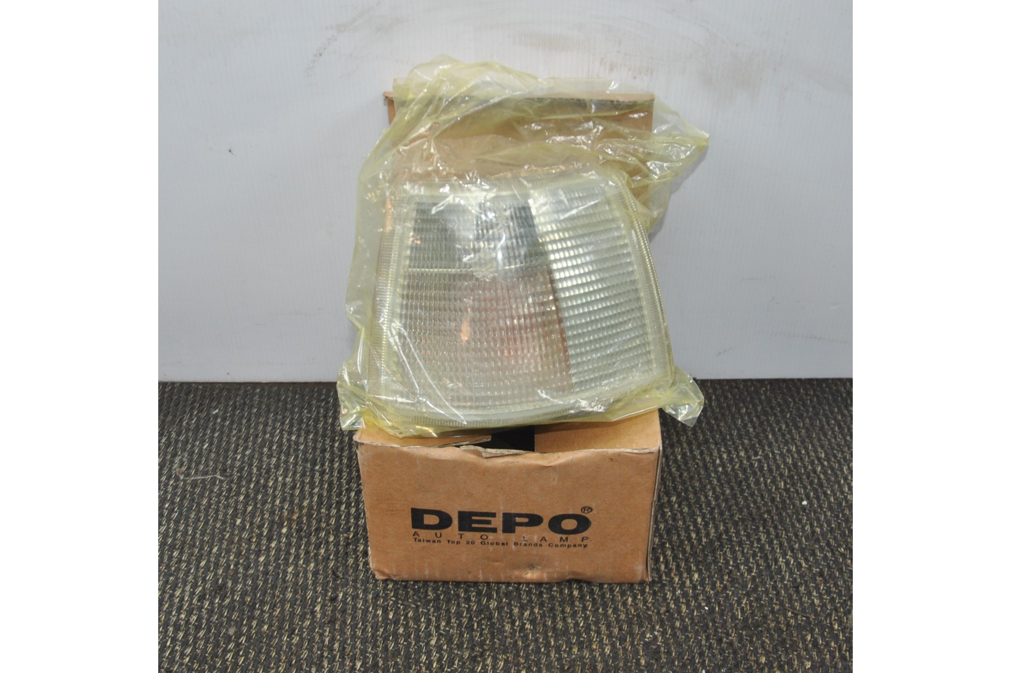 Luce Freccia Sinistra Volvo 850 dal 1991 al 1996 cod 5958907  2411111177921