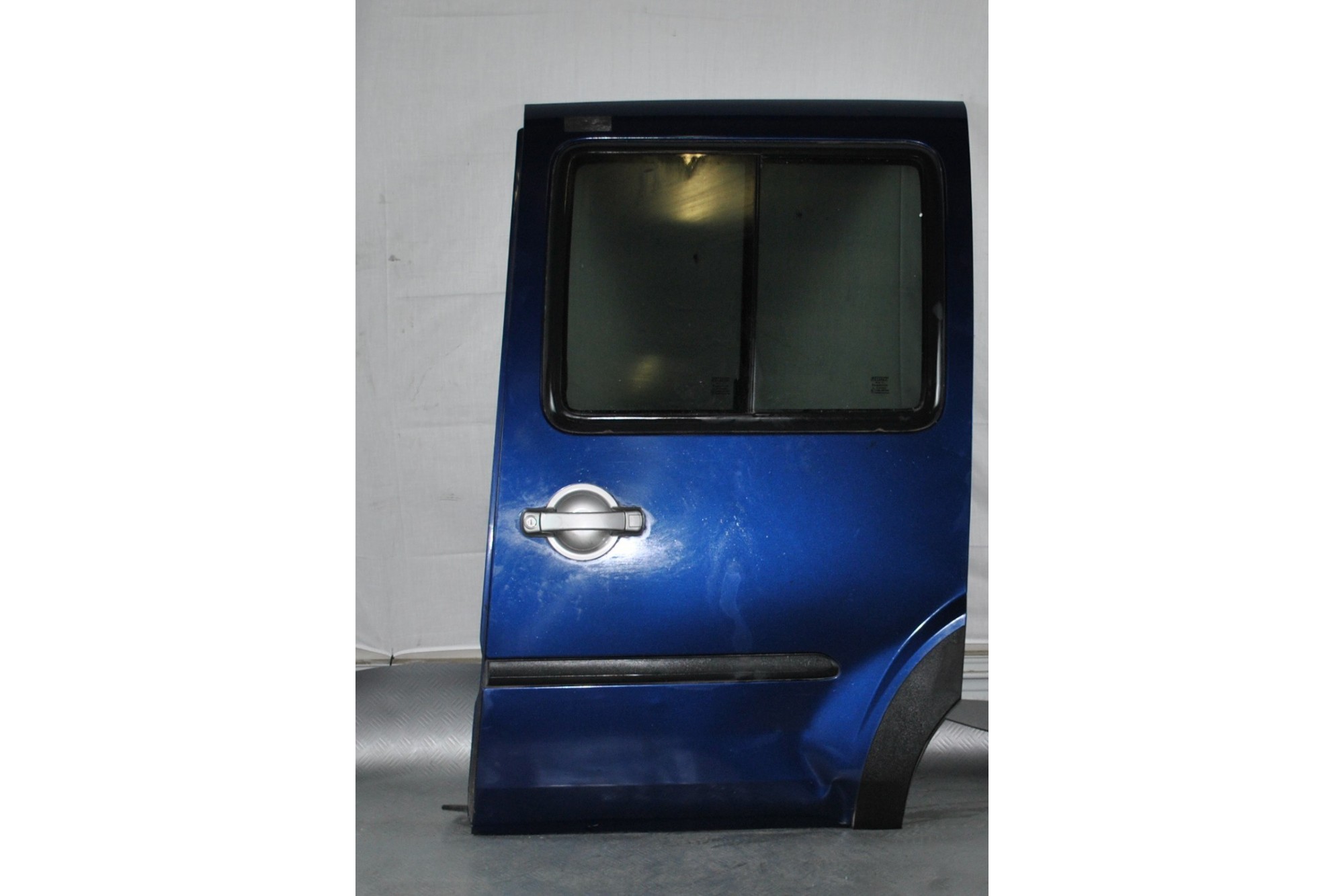Portiera sportello laterale SX Fiat Doblo dal 2009 al 2019  2411111178225