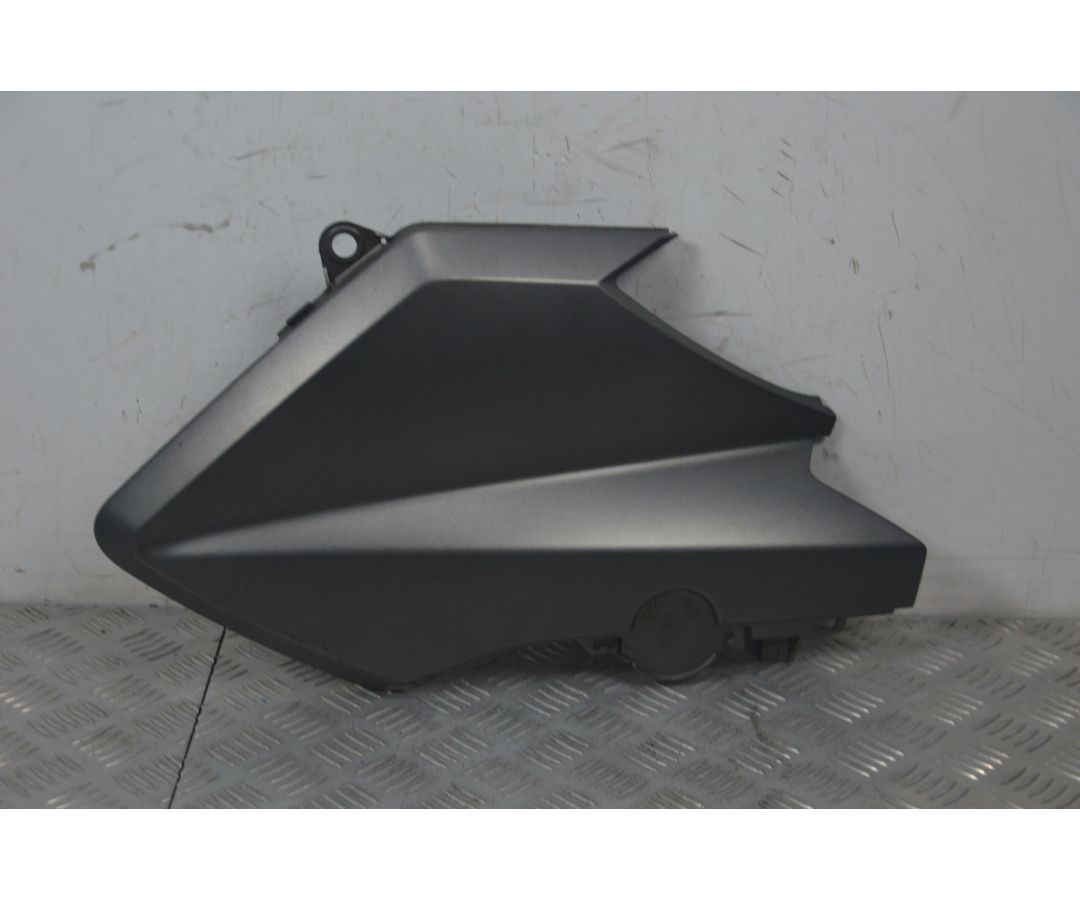 Carena Fianchetto Anteriore Destro Dx Yamaha X-Max Xmax 400 Dal 2013 al 2016 Cod 1SD-F835H 1725374920196 Carena Fianchetto Anteriore Destro Dx Yamaha X-Max Xmax 400 Dal 2013 al 2016 Cod 1SD-F835H 1725374920196