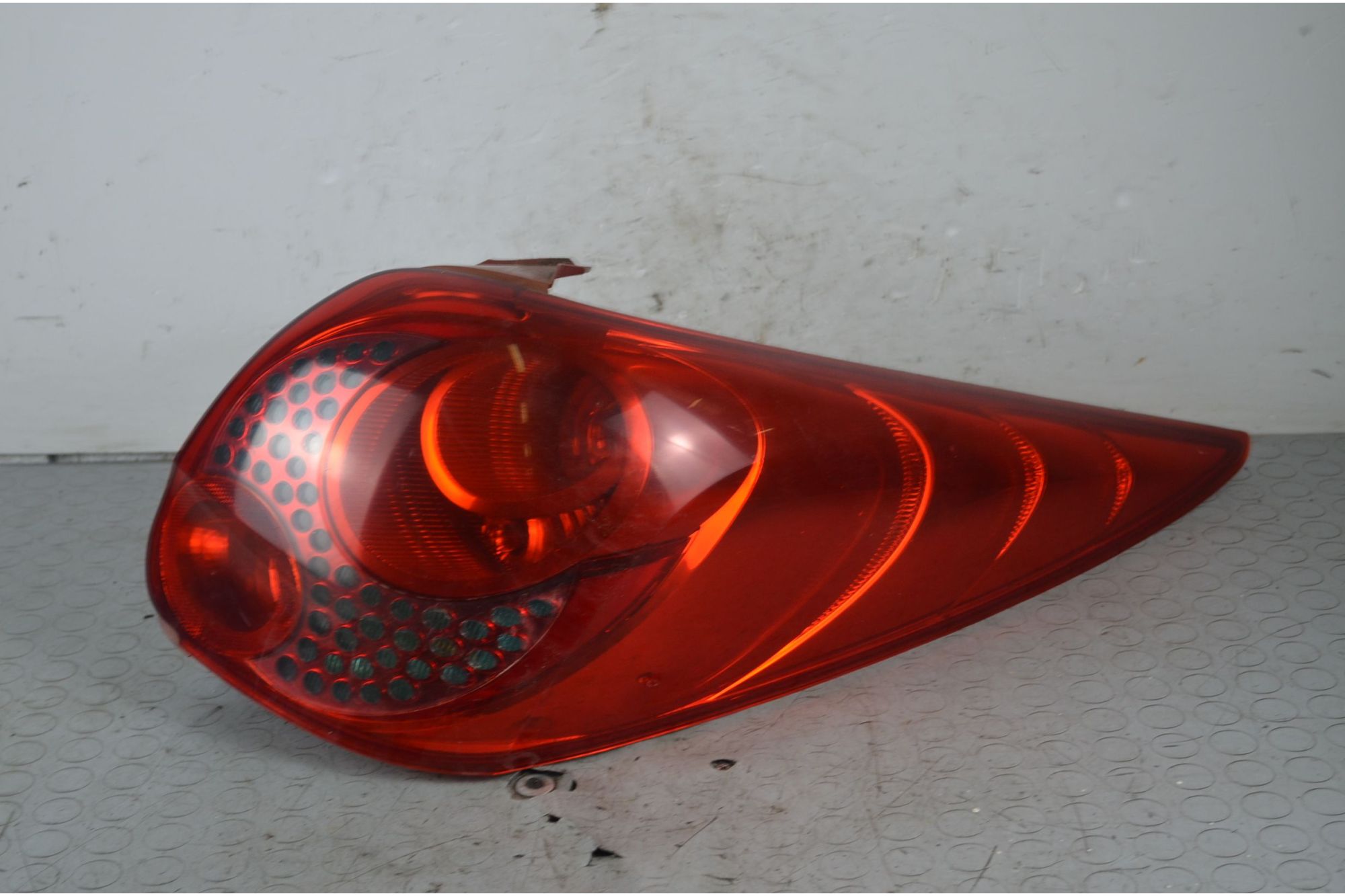 Fanale Stop posteriore DX Peugeot 207 SW Dal 2007 al 2013 Cod 6351CT  1725433906338