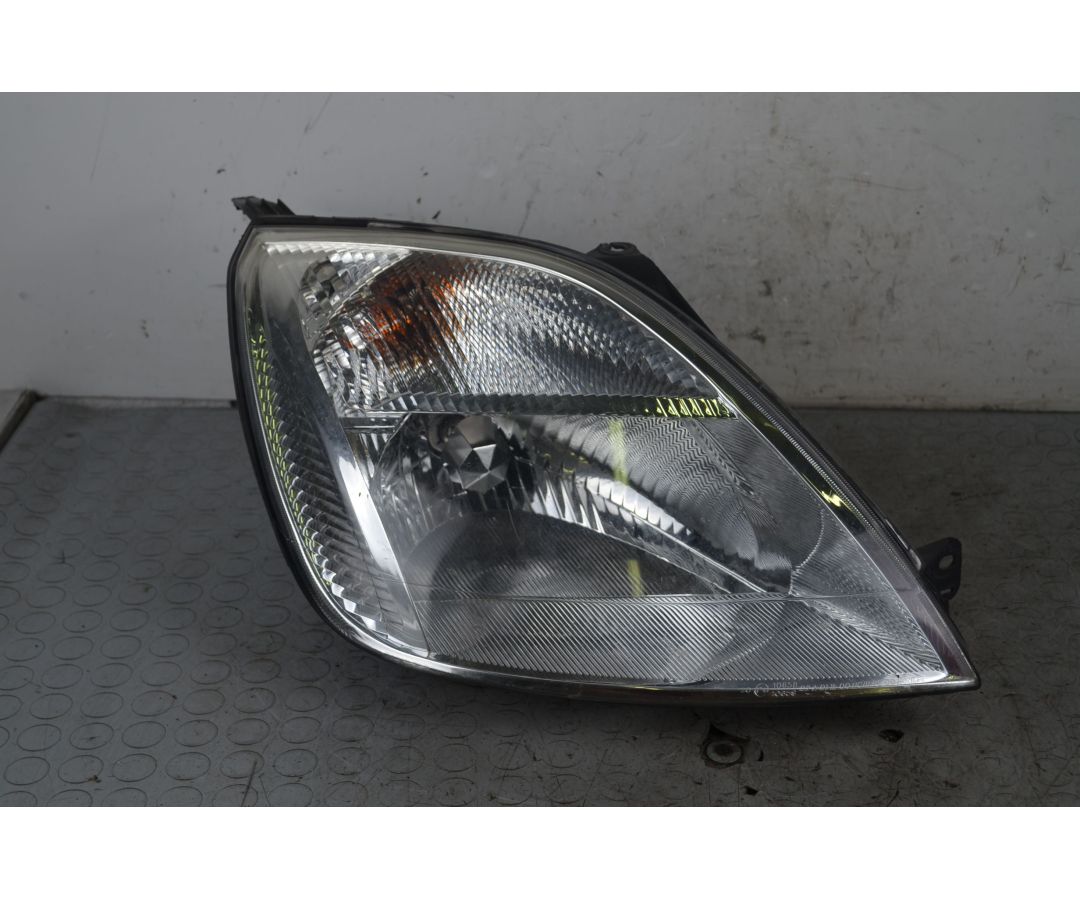 Faro anteriore DX Ford Fiesta V Dal 2002 al 2006 Cod 1320348 1725618163624 Faro anteriore DX Ford Fiesta V Dal 2002 al 2006 Cod 1320348 1725618163624