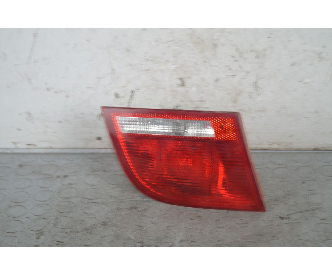 Fanale Stop posteriore interno SX Audi A3 8P Sportback Dal 2003 al 2013 Cod 8P4945093B 1725627479693 Fanale Stop posteriore interno SX Audi A3 8P Sportback Dal 2003 al 2013 Cod 8P4945093B 1725627479693