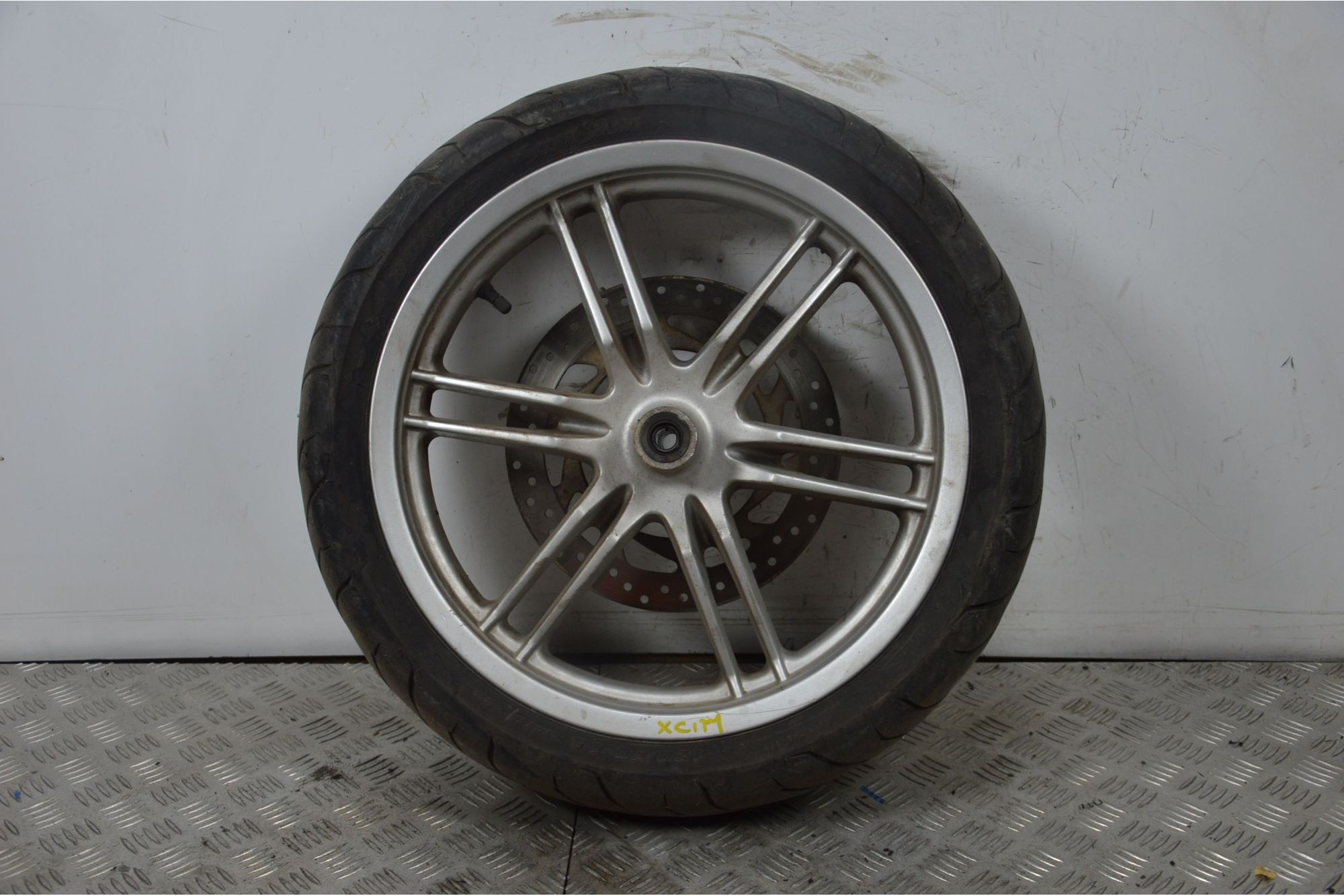 Cerchio Anteriore Yamaha Xcity 125 / 250 dal 2006 al 2016  1725636538596