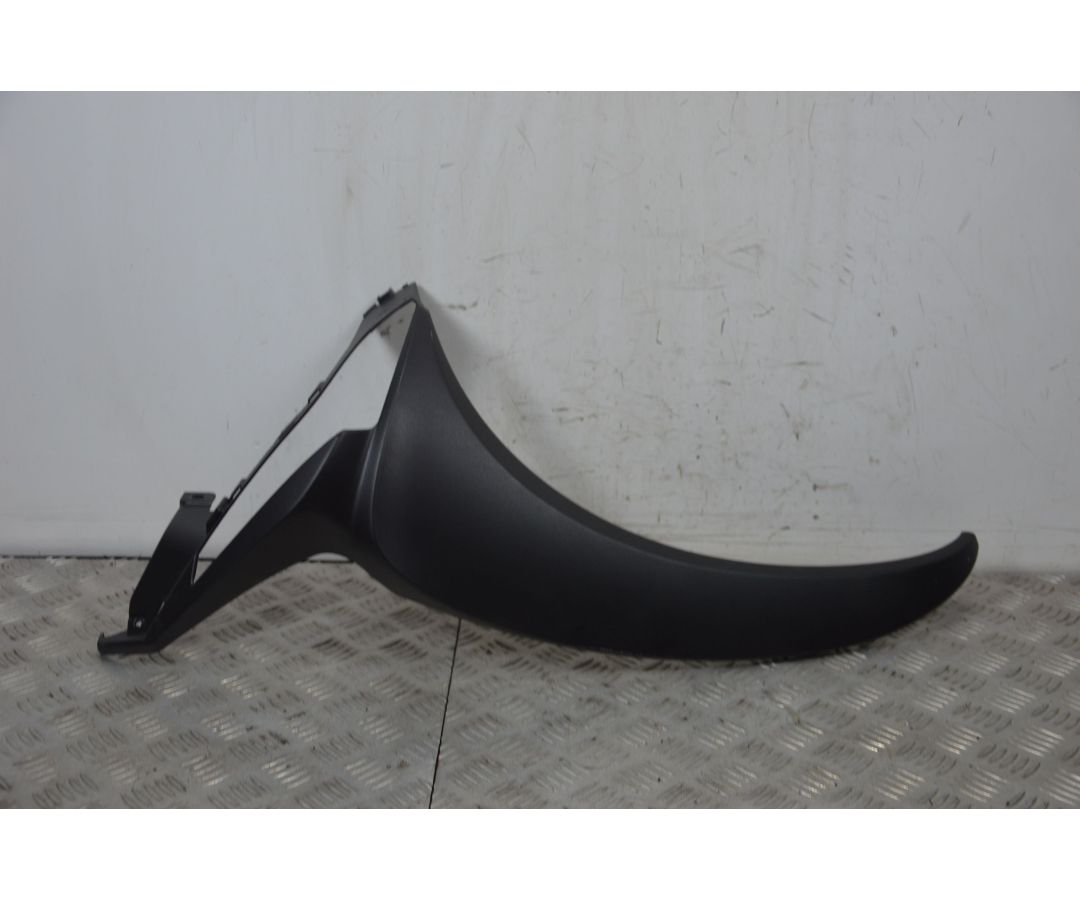 Carena Scudo Fianchetto Anteriore Destra Kymco People S 125 Dal 2018 Al 2020 COD 64312-AEB9-E000 1725871462199 Carena Scudo Fianchetto Anteriore Destra Kymco People S 125 Dal 2018 Al 2020 COD 64312-AEB9-E000 1725871462199
