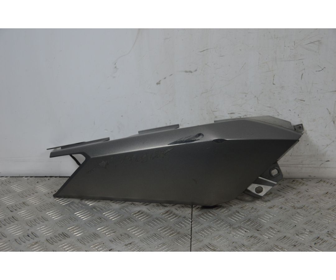 Carena Laterale Fianchetto Destro Yamaha X-Max XMax 250 Dal 2010 al 2013 COD 1SD-F1741 1725954548352 Carena Laterale Fianchetto Destro Yamaha X-Max XMax 250 Dal 2010 al 2013 COD 1SD-F1741 1725954548352