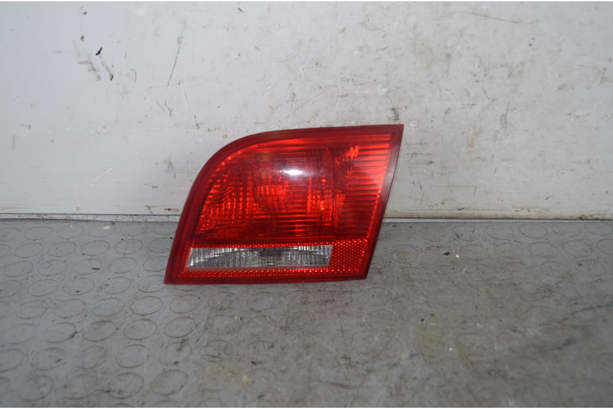 Fanale Stop Posteriore Interno DX Audi A3 8P Sportback Dal 2003 al 2013 Cod 8P4945094B  1725973600253
