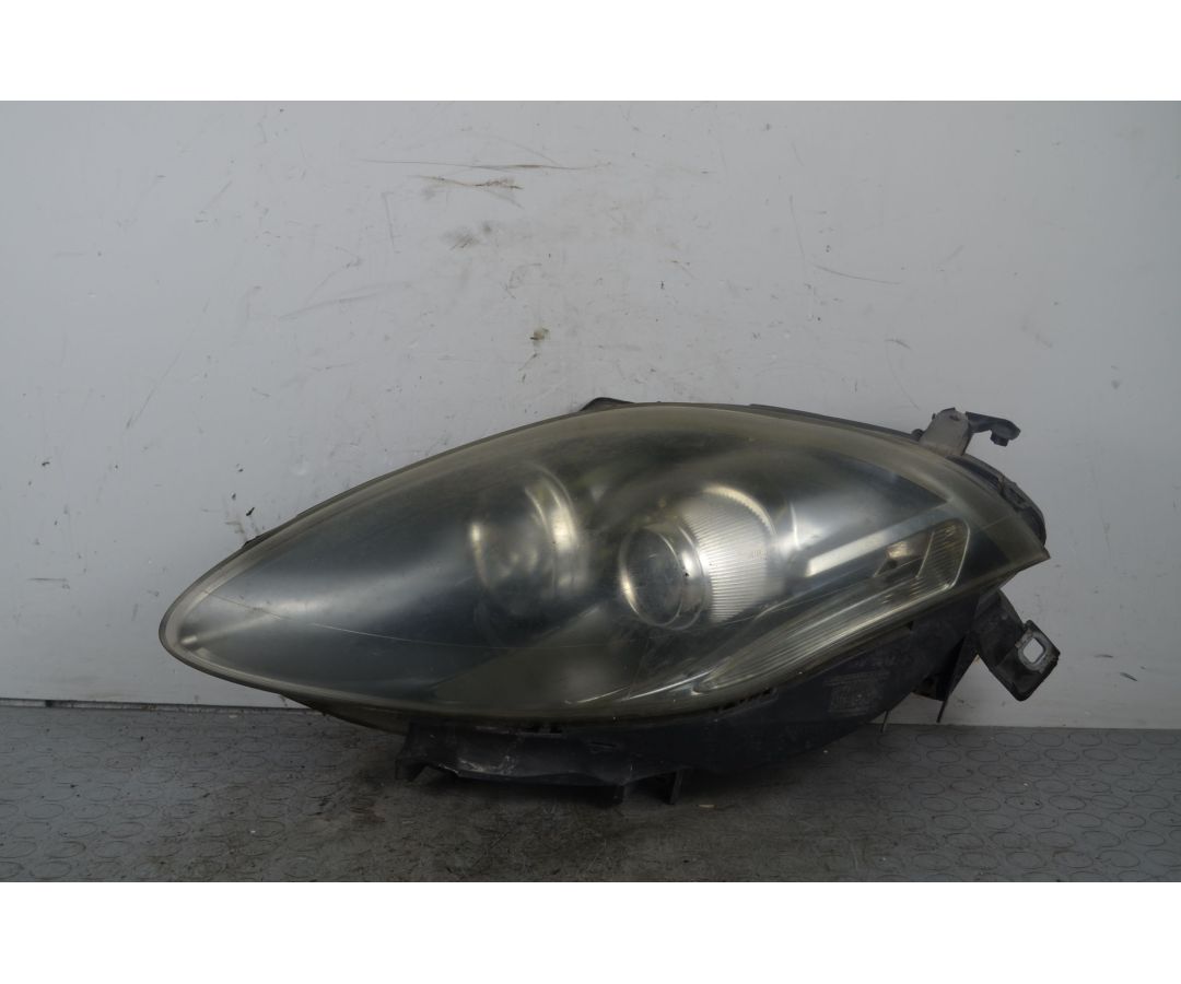 Faro anteriore SX Fiat Bravo Dal 2007 al 2014 Cod 51757538 1726051224606 Faro anteriore SX Fiat Bravo Dal 2007 al 2014 Cod 51757538 1726051224606
