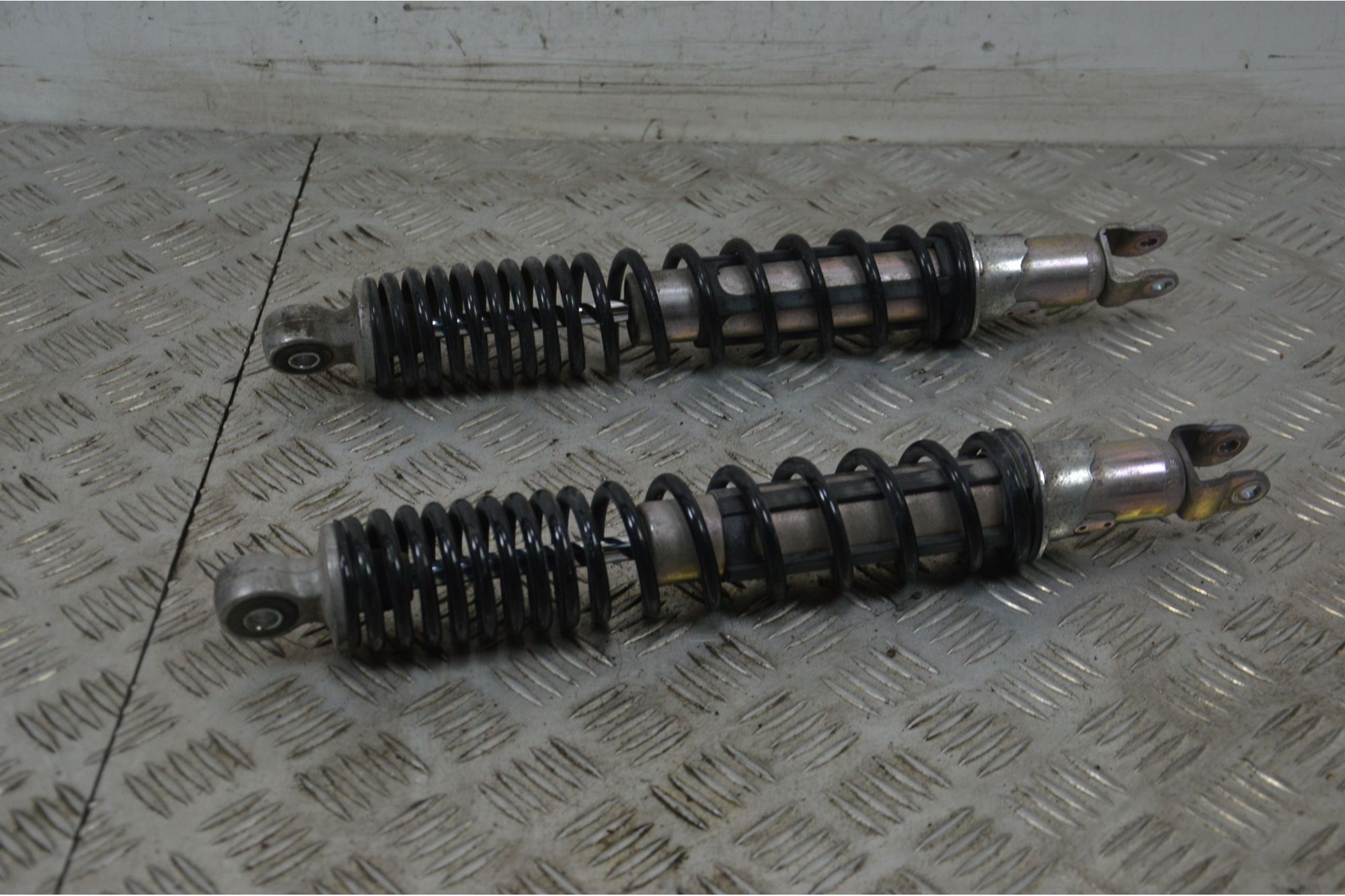 Coppia Ammortizzatori Posteriori Honda SH 125 / 150 ie ABS Dal 2017 al 2019  1726155706299