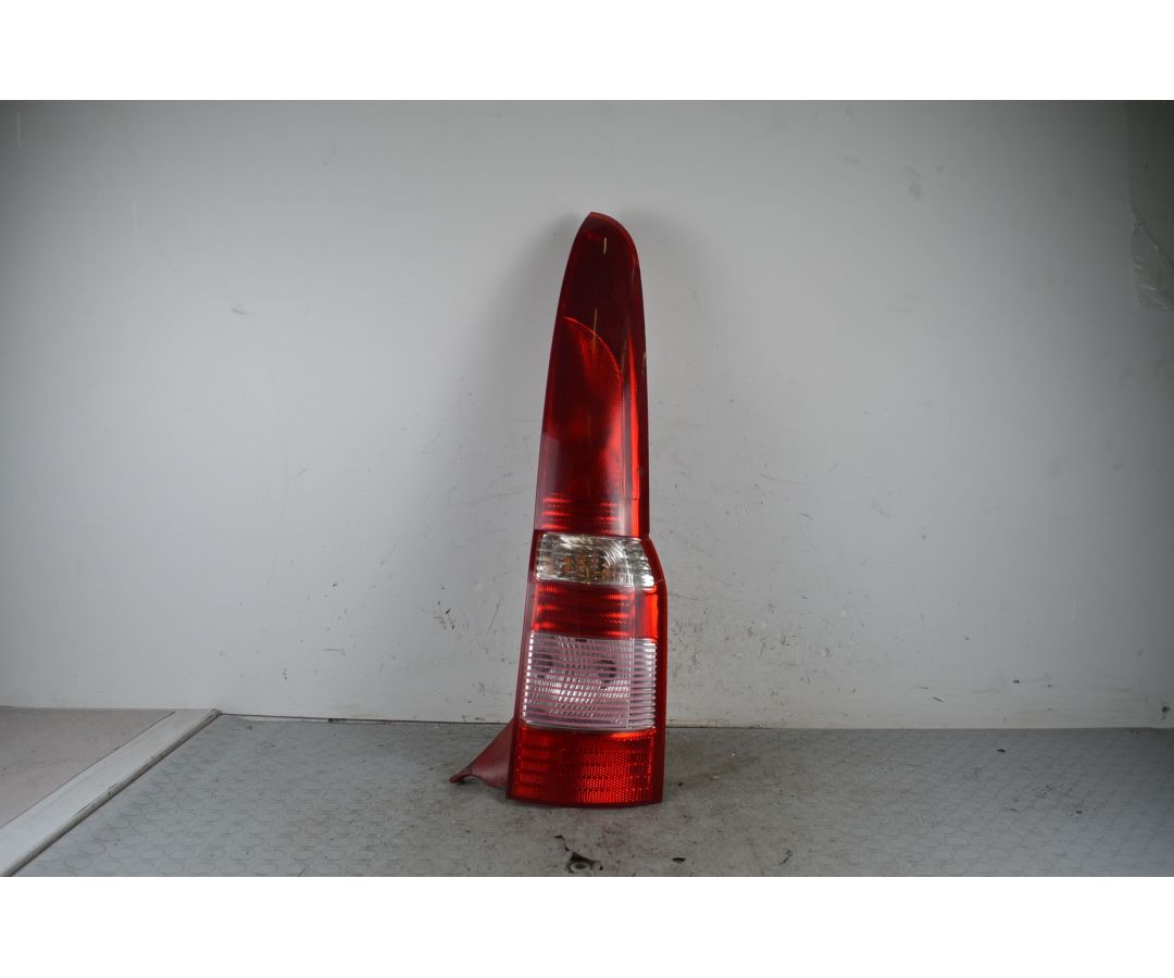 Fanale Stop Posteriore DX Fiat Panda dal 2003 al 2012 Cod 51705458 1726225078042 Fanale Stop Posteriore DX Fiat Panda dal 2003 al 2012 Cod 51705458 1726225078042