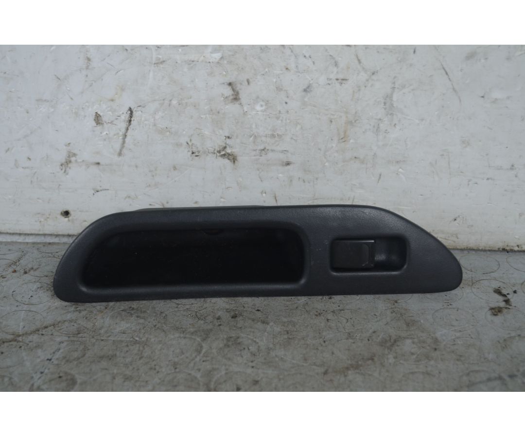 Pulsantiera Alzacristalli Anteriore DX Suzuki Wagon R dal 1993 al 2008 Cod 3799083E30T01 1726483190746 Pulsantiera Alzacristalli Anteriore DX Suzuki Wagon R dal 1993 al 2008 Cod 3799083E30T01 1726483190746