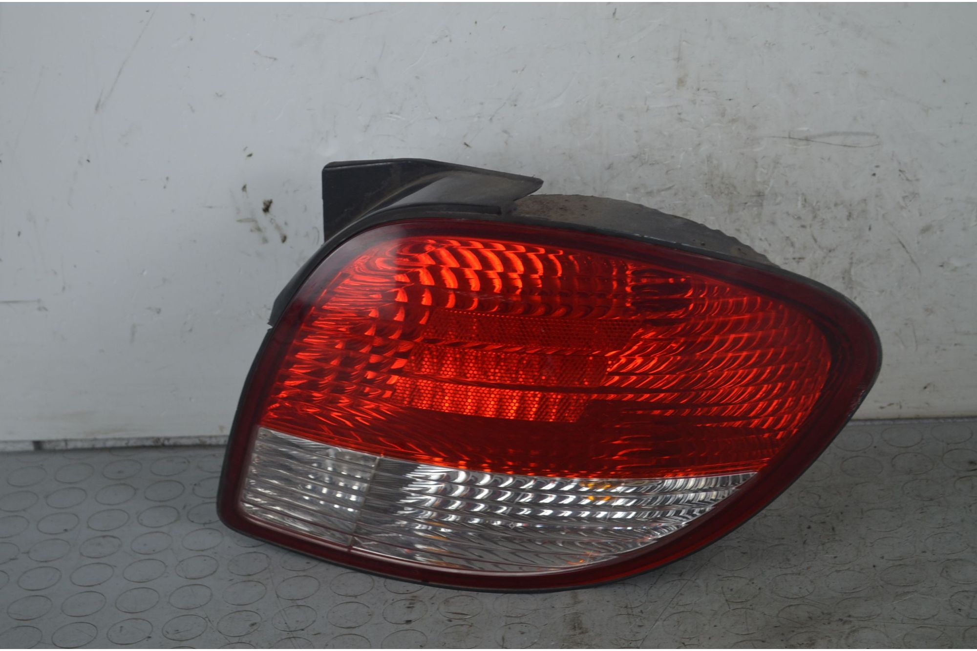 Fanale Stop Posteriore DX Hyundai Coupe RD dal 1996 al 2001 Cod 92402275102C510  1726652911806