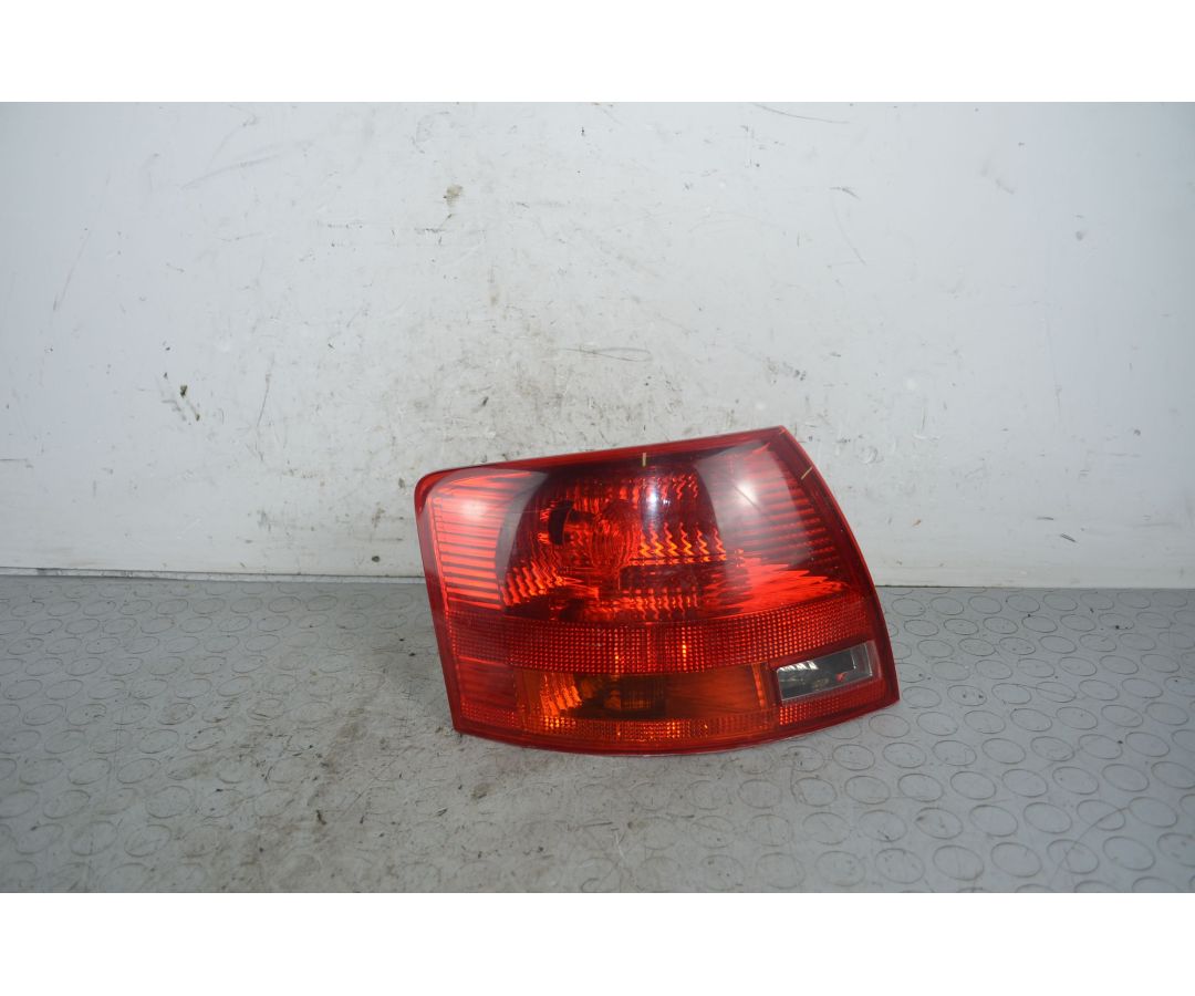 Fanale Stop Posteriore SX Audi A4 B7 dal 2004 al 2009 Cod 8E5945095 1727174992625 Fanale Stop Posteriore SX Audi A4 B7 dal 2004 al 2009 Cod 8E5945095 1727174992625