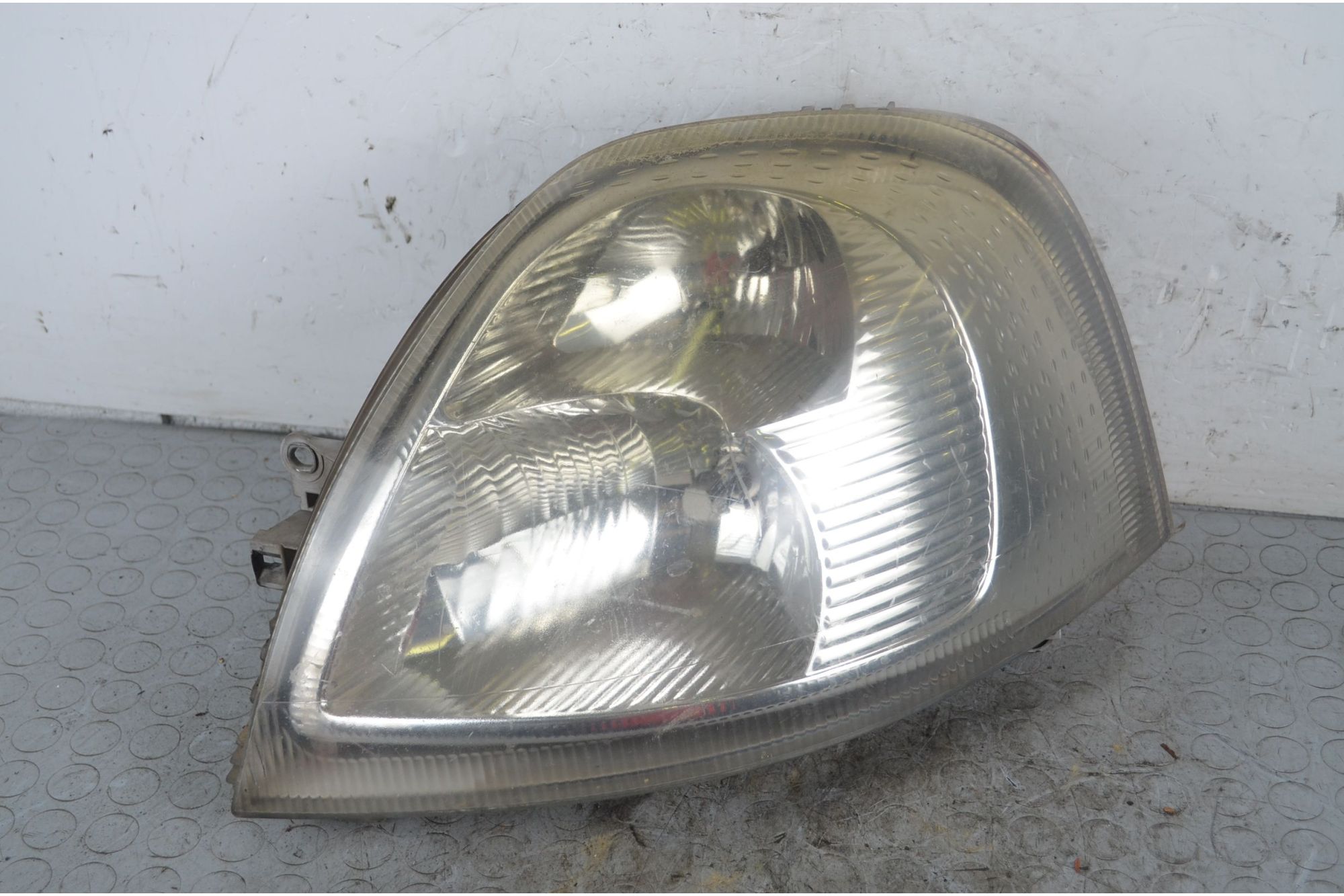 Faro Anteriore SX Renault Master Dal 2003 al 2010 Cod 41950748  1728030034169