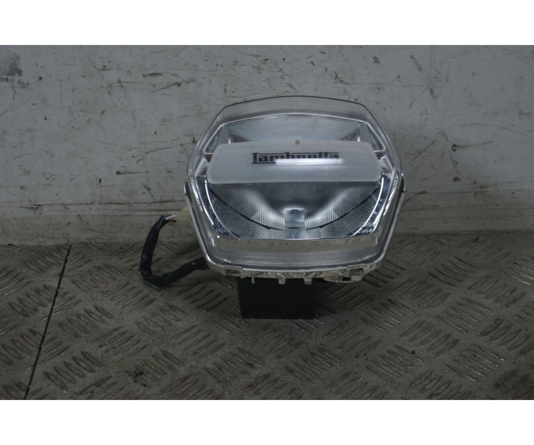 Faro Fanale Anteriore Lambretta V 50 Special Dal 2021 al 2024 1728294352412 Faro Fanale Anteriore Lambretta V 50 Special Dal 2021 al 2024 1728294352412