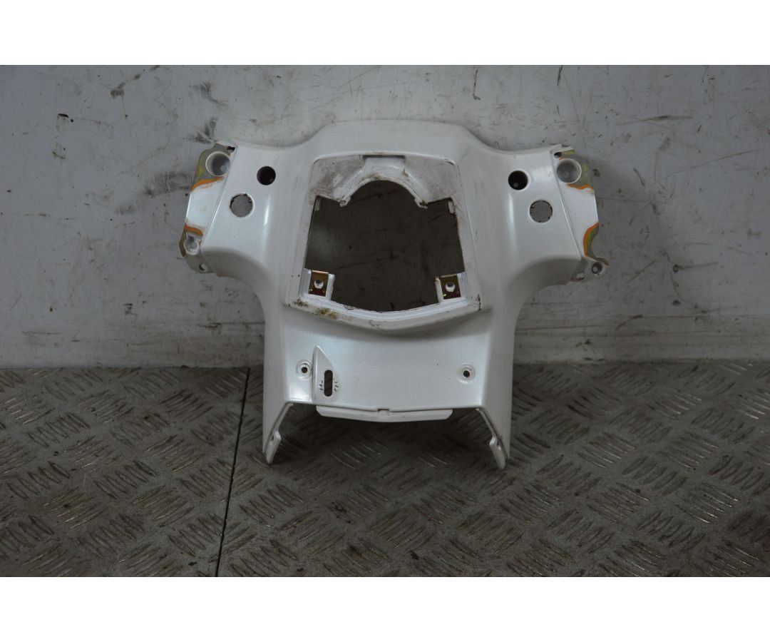 Carena Coprimanubrio inferiore Lambretta V 50 Special Dal 2021 al 2024 1728297496939 Carena Coprimanubrio inferiore Lambretta V 50 Special Dal 2021 al 2024 1728297496939