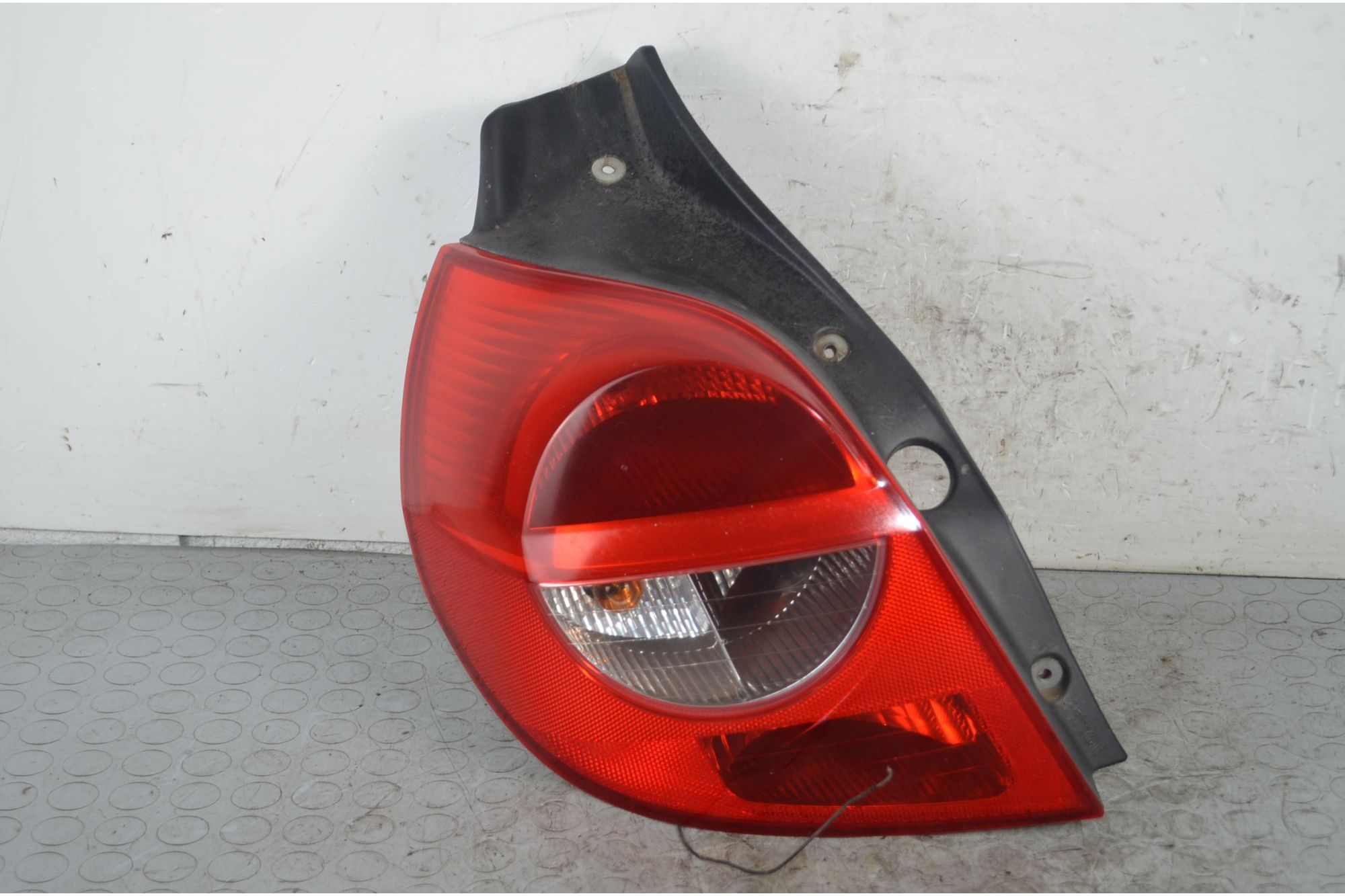 Fanale stop posteriore SX Renault Clio III Dal 2005 al 2013 Cod 8200459962  1728480192228