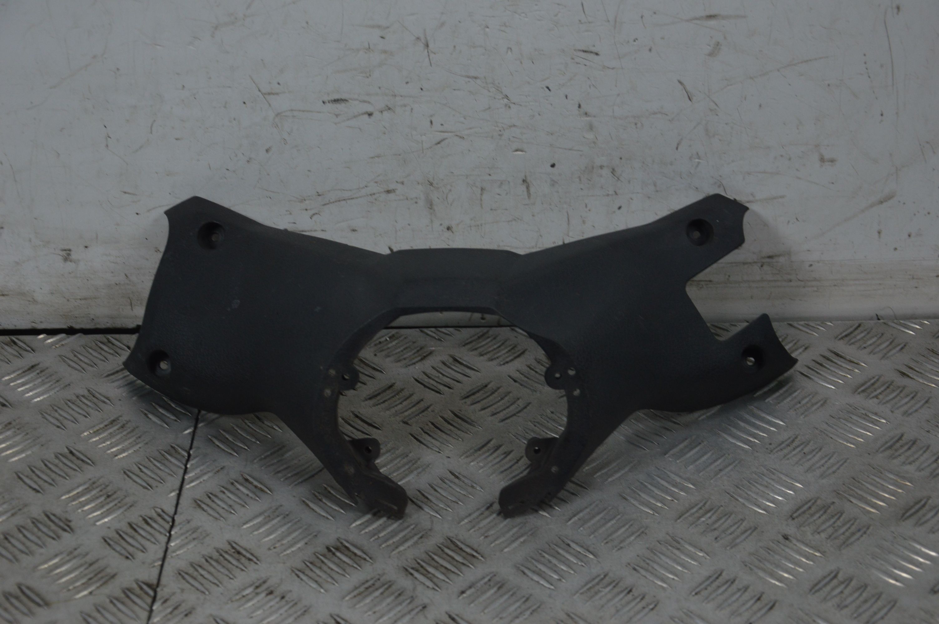 Carena Coprimanubrio Inferiore Yamaha Xmax X-max 250 dal 2010 al 2013