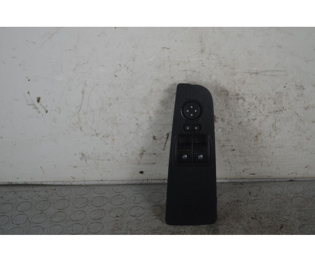 Pulsantiera Alzacristalli anteriore SX Fiat Grande Punto Dal 2005 al 2018 Cod 735380444 1728553021981 Pulsantiera Alzacristalli anteriore SX Fiat Grande Punto Dal 2005 al 2018 Cod 735380444 1728553021981