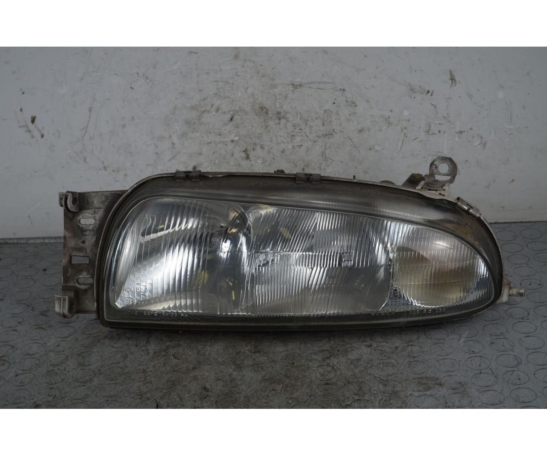 Faro Anteriore SX Ford Fiesta IV Dal 1995 al 2002 Cod 1042631 1729176079175 Faro Anteriore SX Ford Fiesta IV Dal 1995 al 2002 Cod 1042631 1729176079175