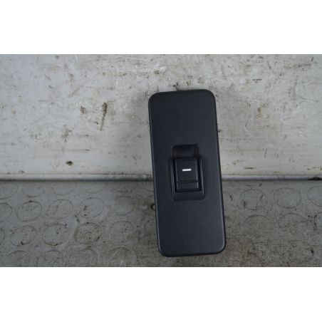 Pulsantiera Alzacristalli posteriore SX Land Rover Discovery III Dal 2004 al 2019 Cod YUD501070PVJ  1729667861364