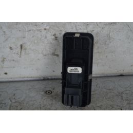 Pulsantiera Alzacristalli posteriore SX Land Rover Discovery III Dal 2004 al 2019 Cod YUD501070PVJ  1729667861364