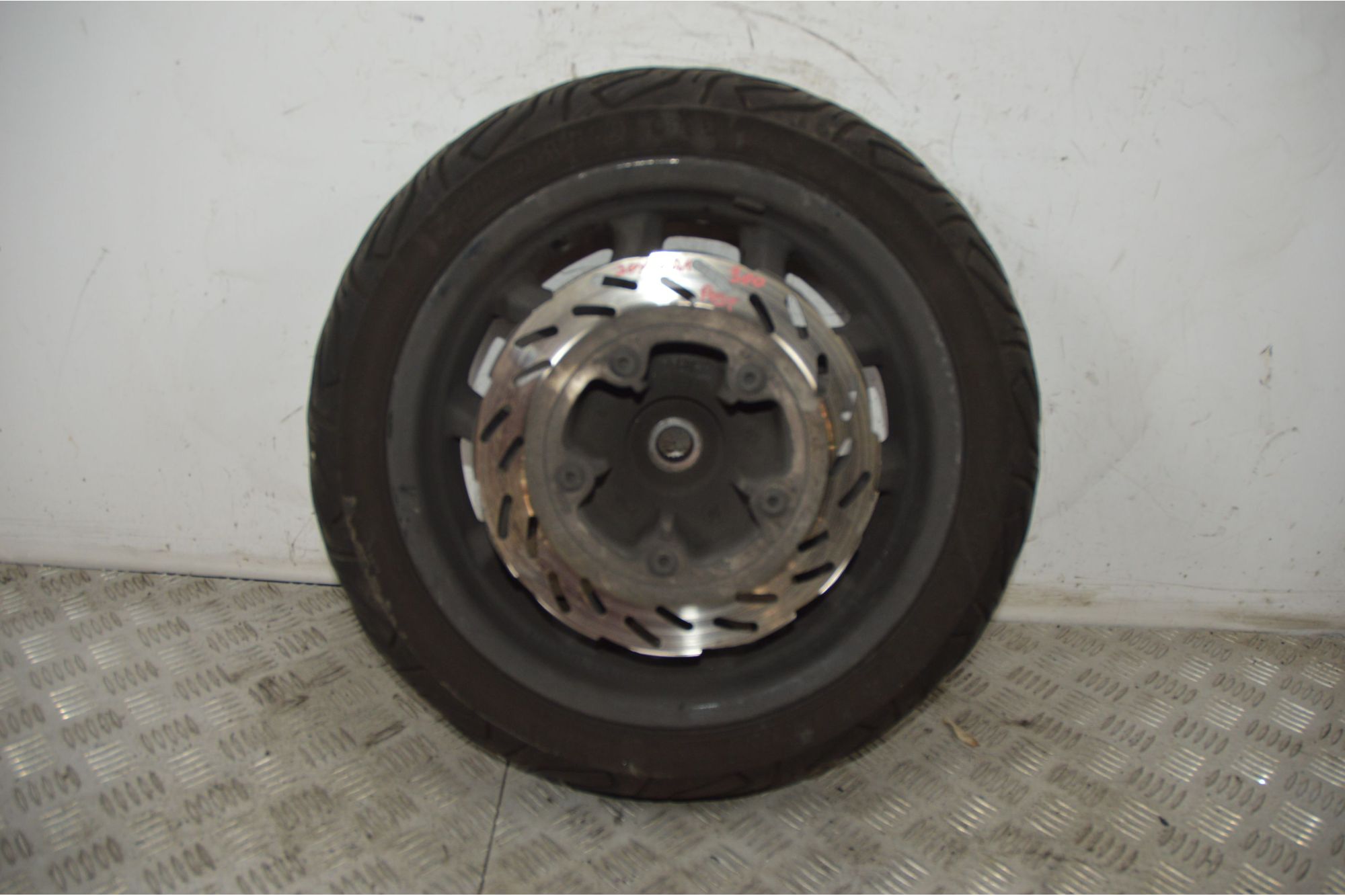 Cerchio posteriore Sym Joymax 300 Dal 2012 al 2018  1730209796662