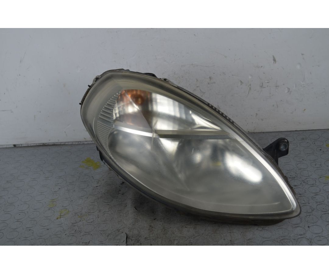 Faro Anteriore DX Lancia Musa Dal 2004 al 2008 Cod 51776514 1730281374338 Faro Anteriore DX Lancia Musa Dal 2004 al 2008 Cod 51776514 1730281374338