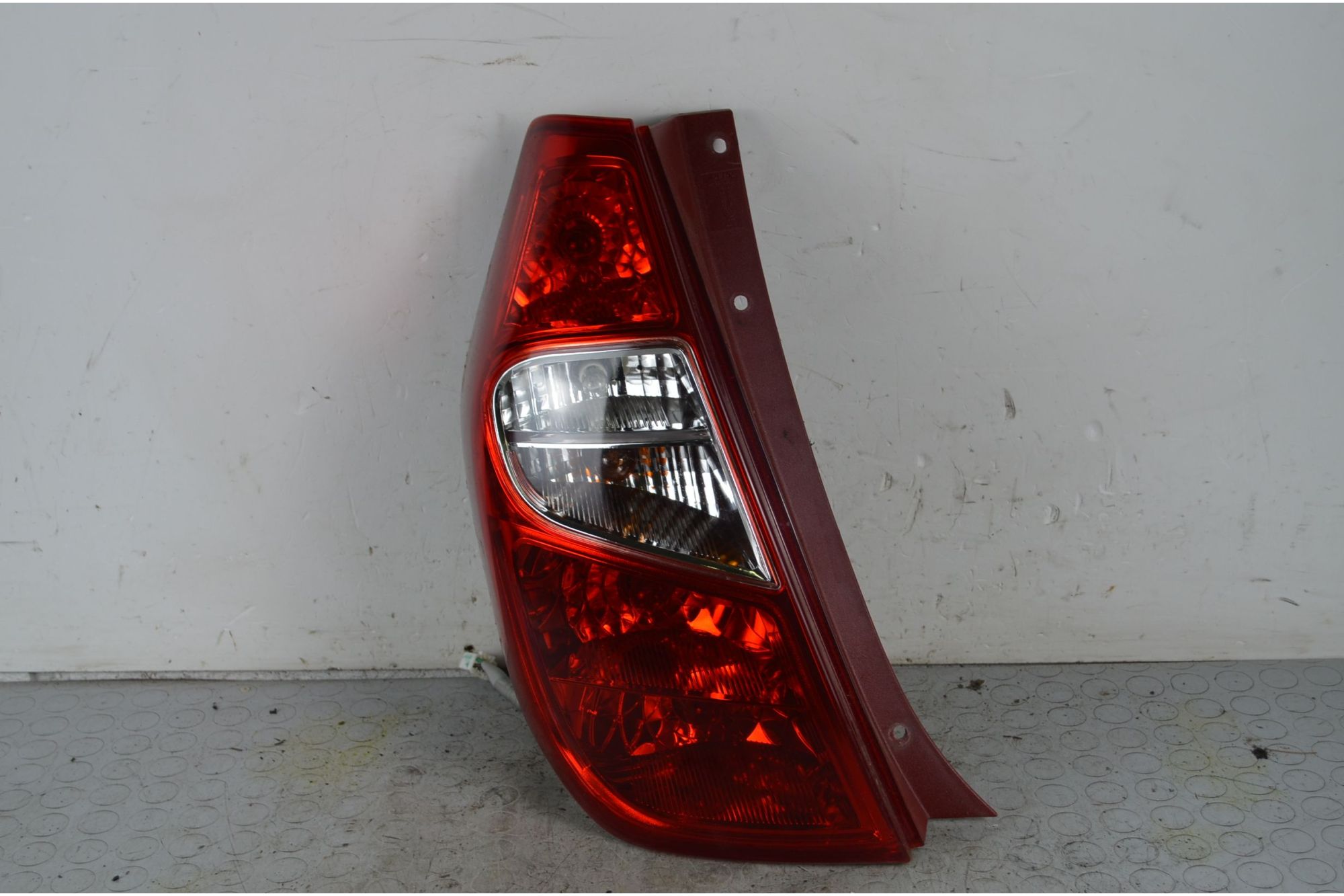 Fanale stop posteriore SX Hyundai I10 Dal 2010 al 2013 Cod OE 924010X110  1730817283691