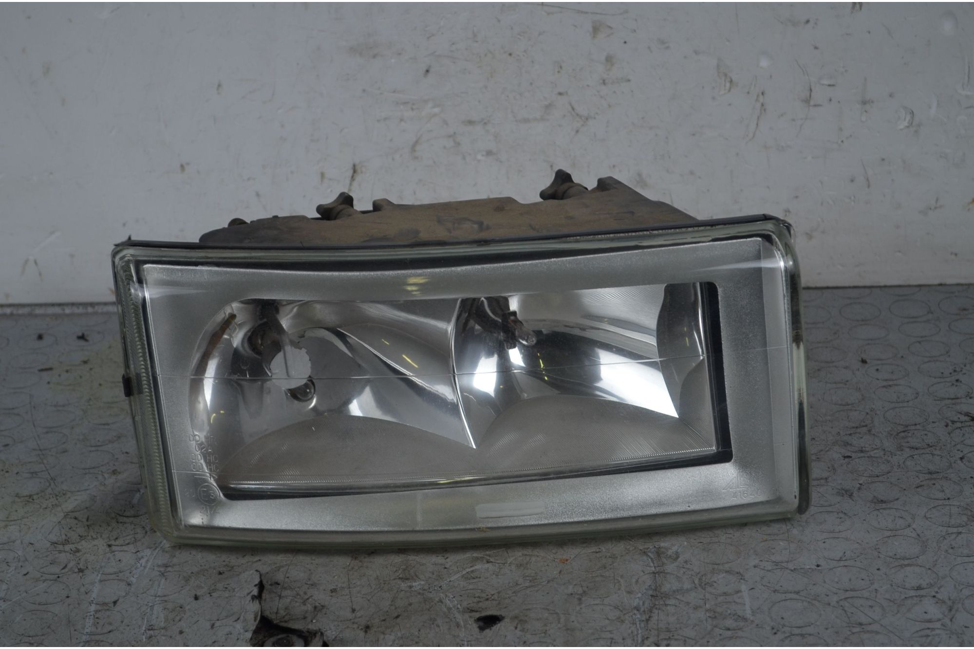 Faro Anteriore DX Iveco Daily Dal 1999 al 2006 Cod 500307754  1730881753120
