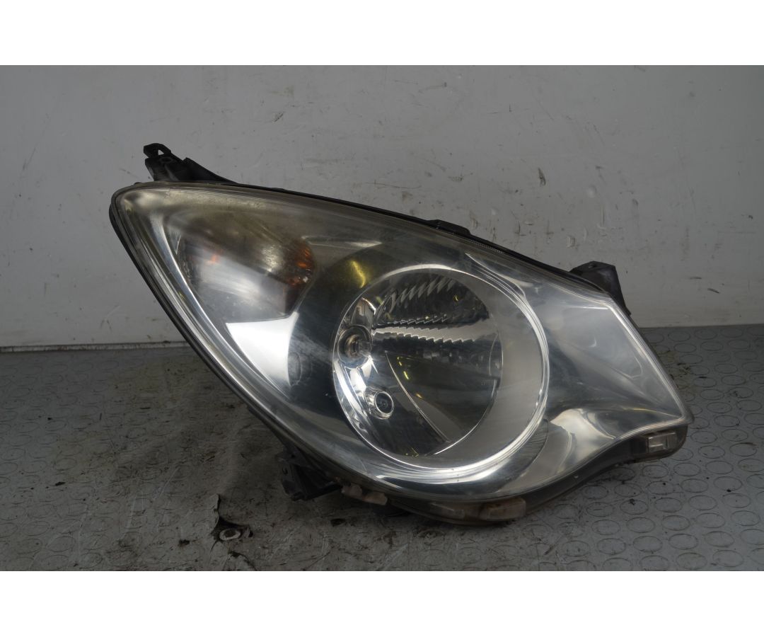 Faro Anteriore DX Opel Agila B Dal 2008 al 2015 Cod 93193969 1731059987262 Faro Anteriore DX Opel Agila B Dal 2008 al 2015 Cod 93193969 1731059987262