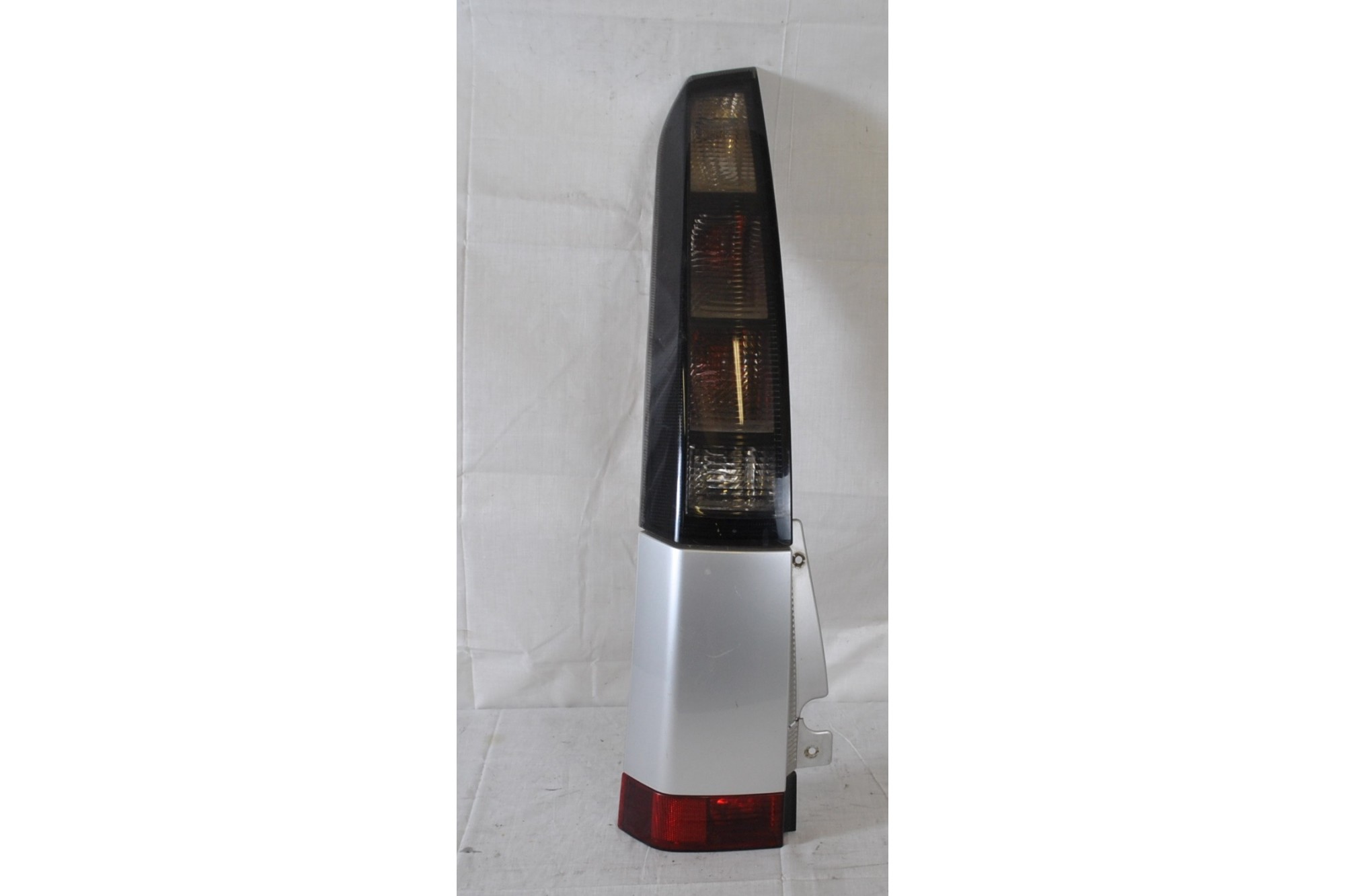 Fanale Stop Posteriore sinistro e Fendinebbia Posteriore SX Opel Meriva A Dal 2003 al 2010 Cod. 467597050  1616771930997