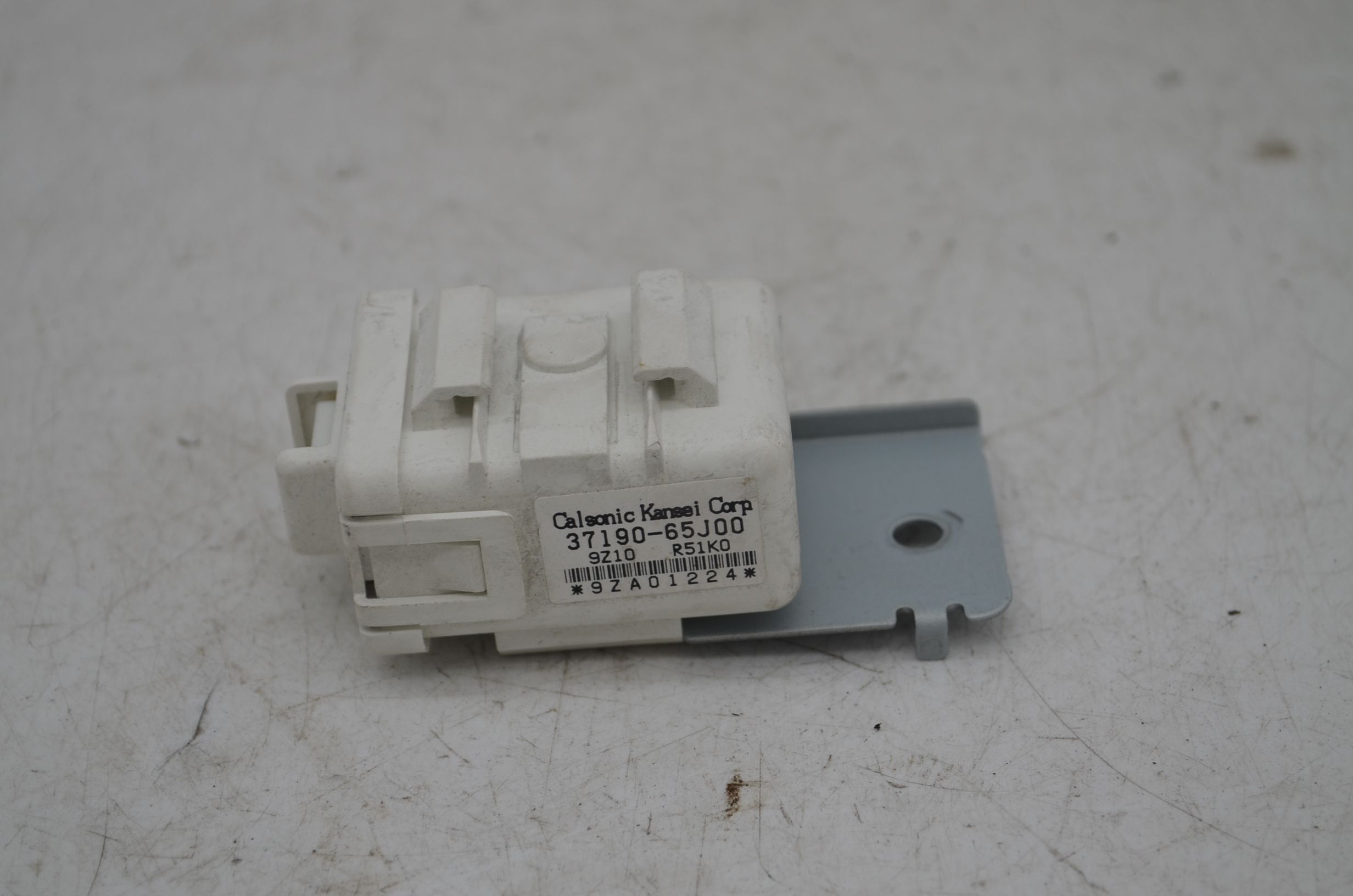 Rele Suzuki Grand Vitara Dal 2005 al 2015 Cod 37190-65J00