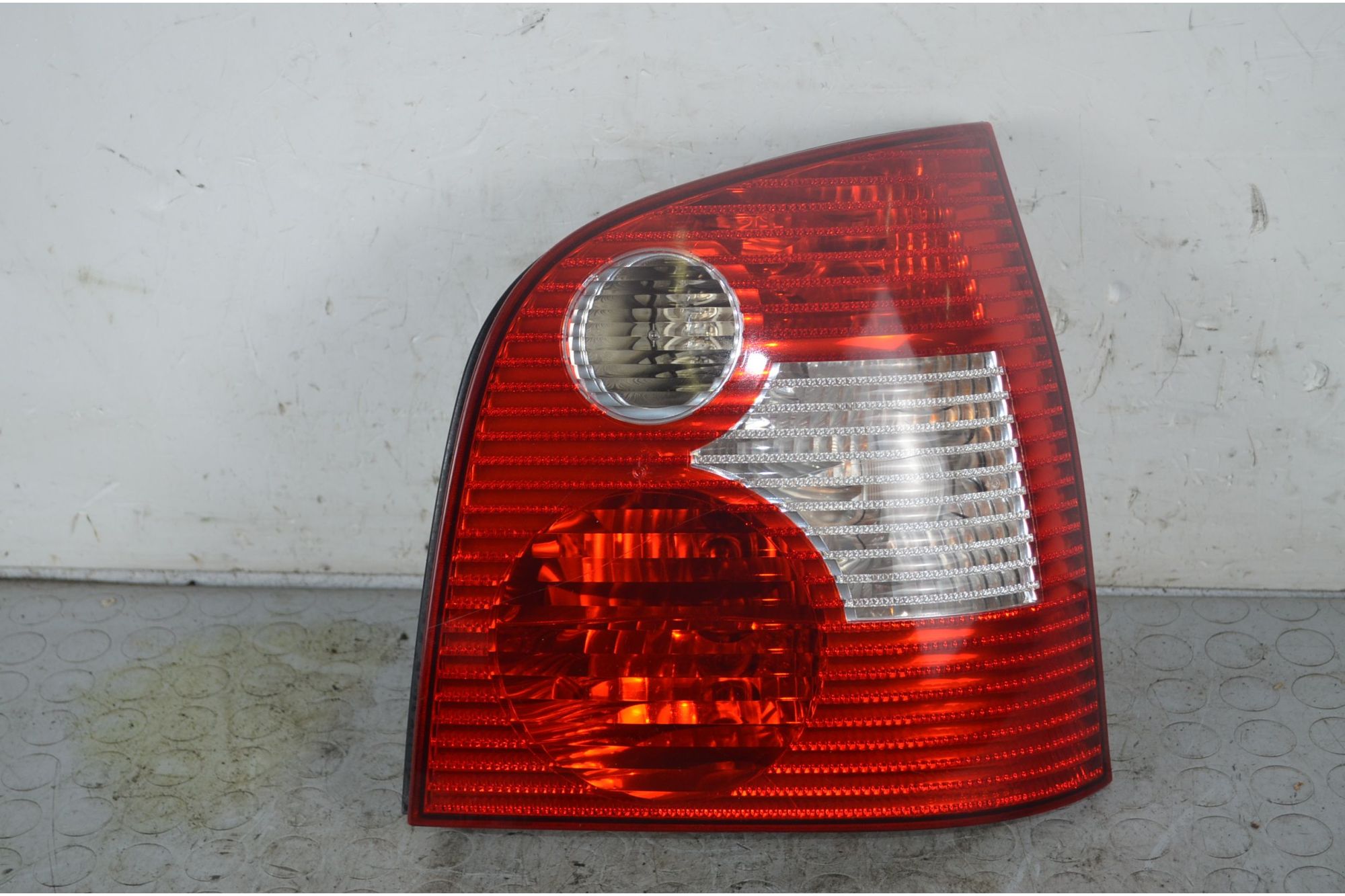 Fanale Stop Posteriore DX Volkswagen Polo 9N Dal 2001 al 2009 Cod 6Q6945096G  1731924224218