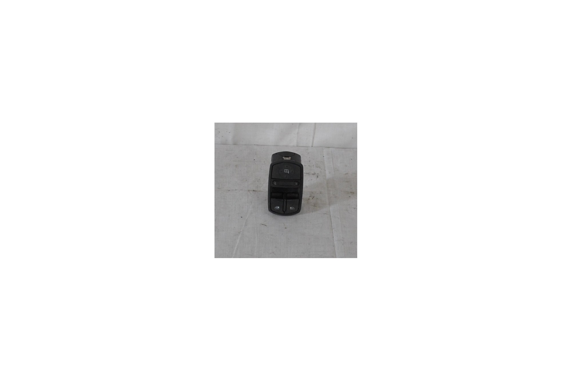 Pulsantiera alzacristalli anteriore SX Opel Corsa D Dal 2006 al 2014 Cod 13258521AA  1617013520846
