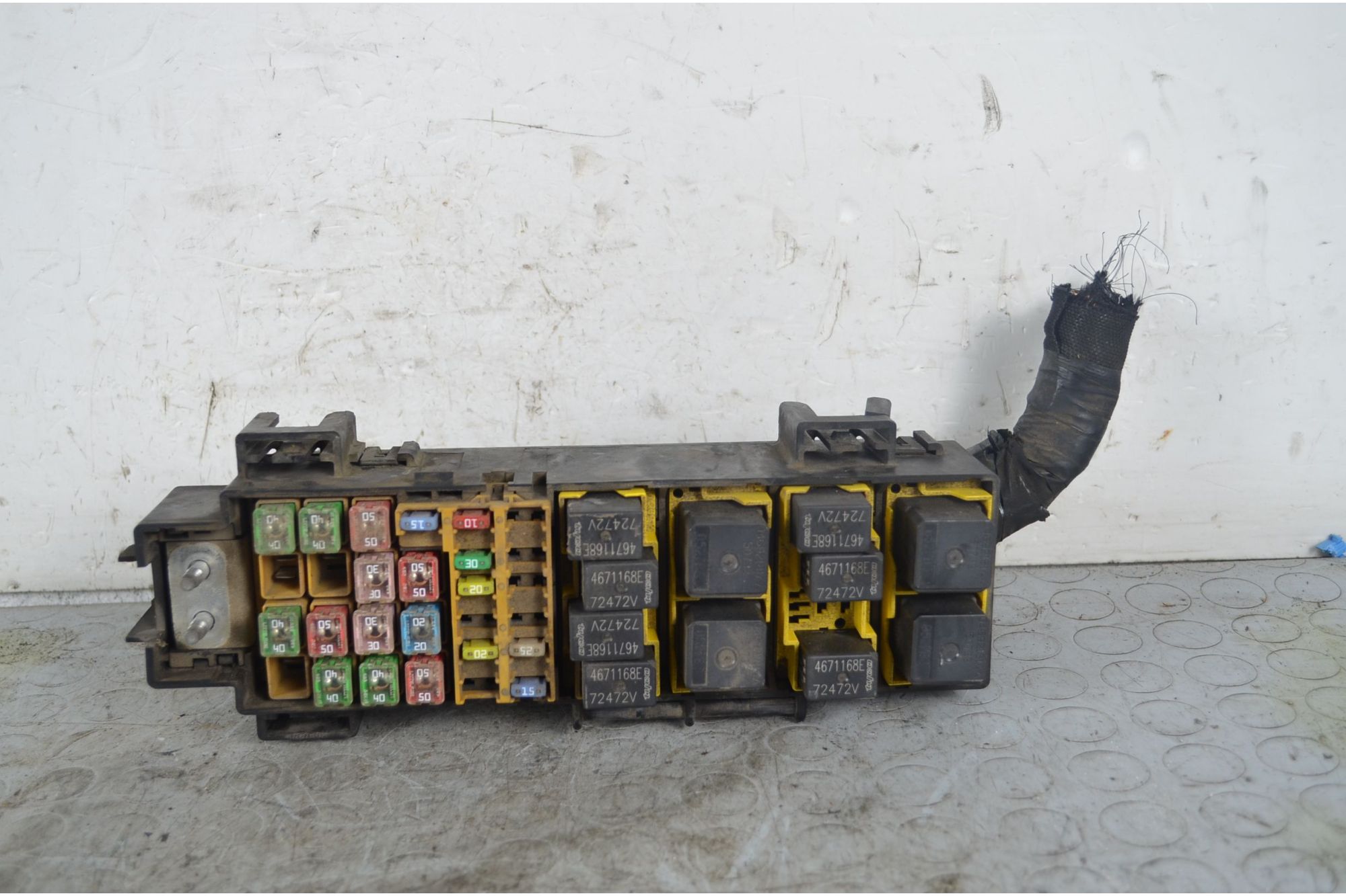 Scatola dei fusibili Jeep Cherokee Dal 2001 al 2004 Cod 56047670AD  1732108253253