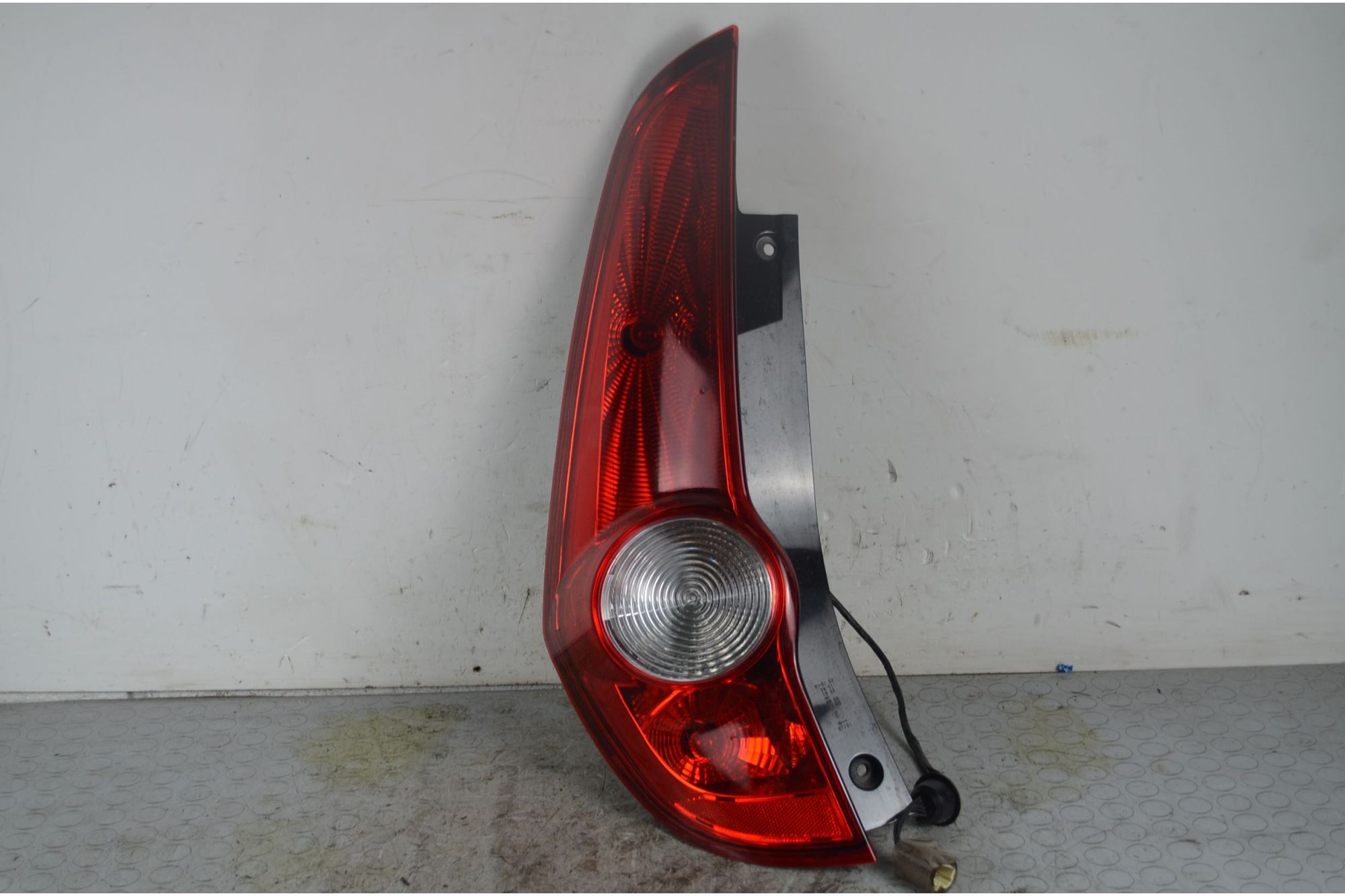 Fanale stop posteriore SX Opel Agila b Dal 2008 al 2015 Cod 93193683  1732187116753